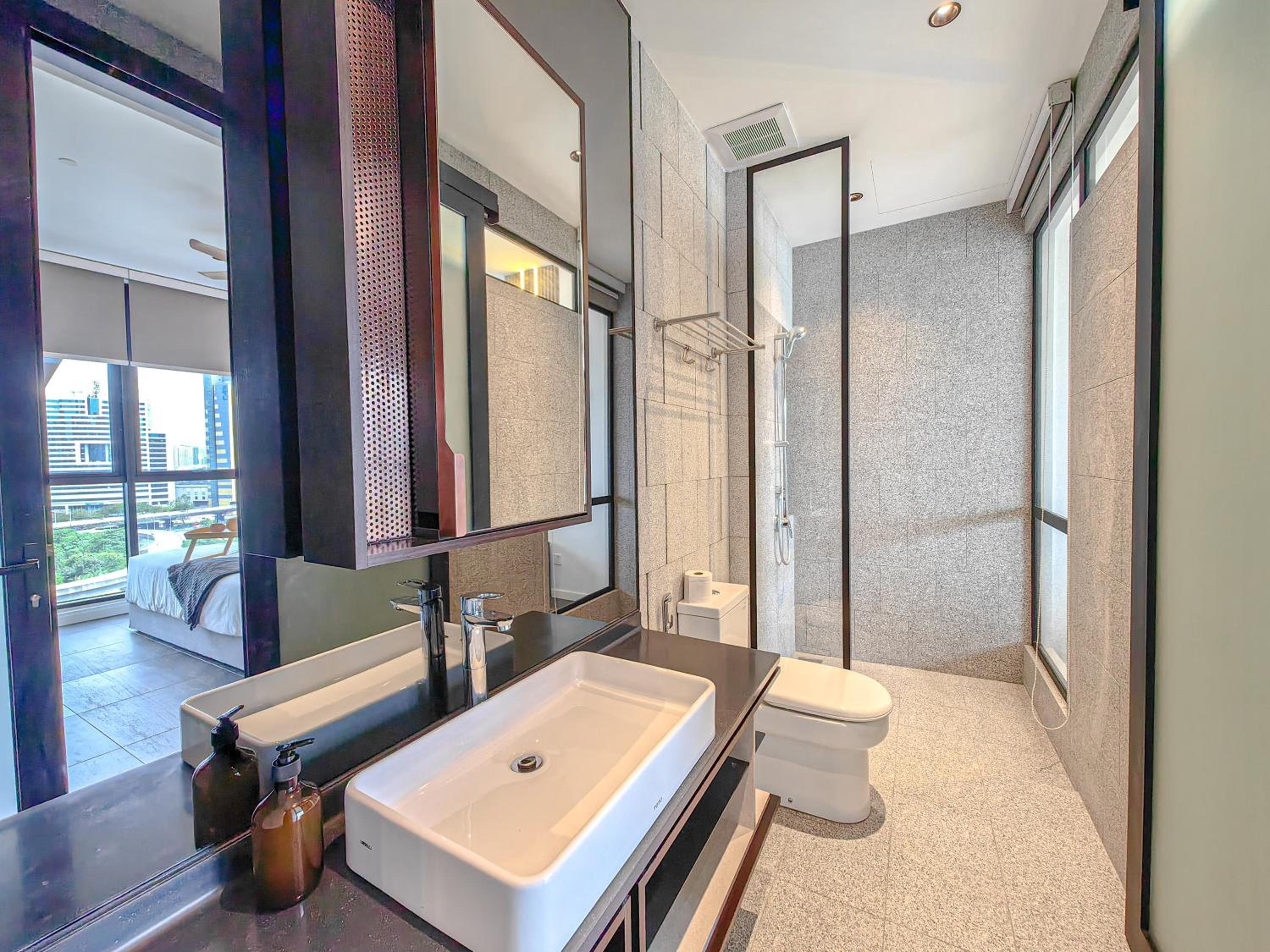 Scarletz Suites by Stevvy KL Home Stay