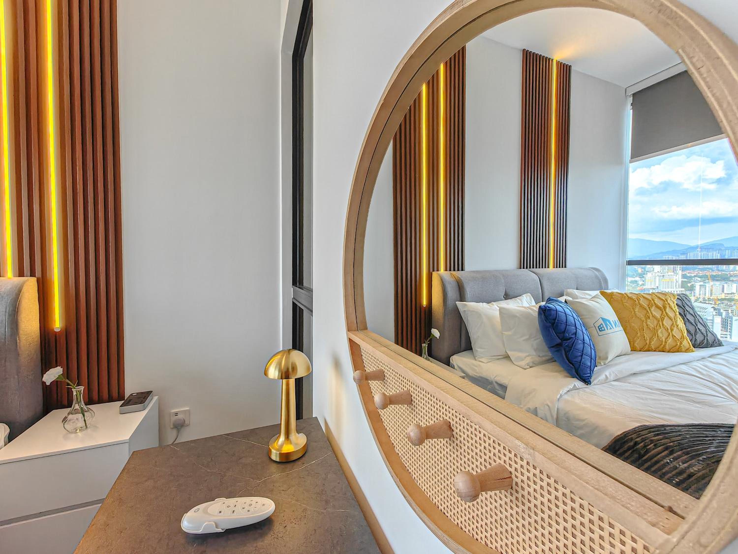 Scarletz Suites by Stevvy KL Home Stay