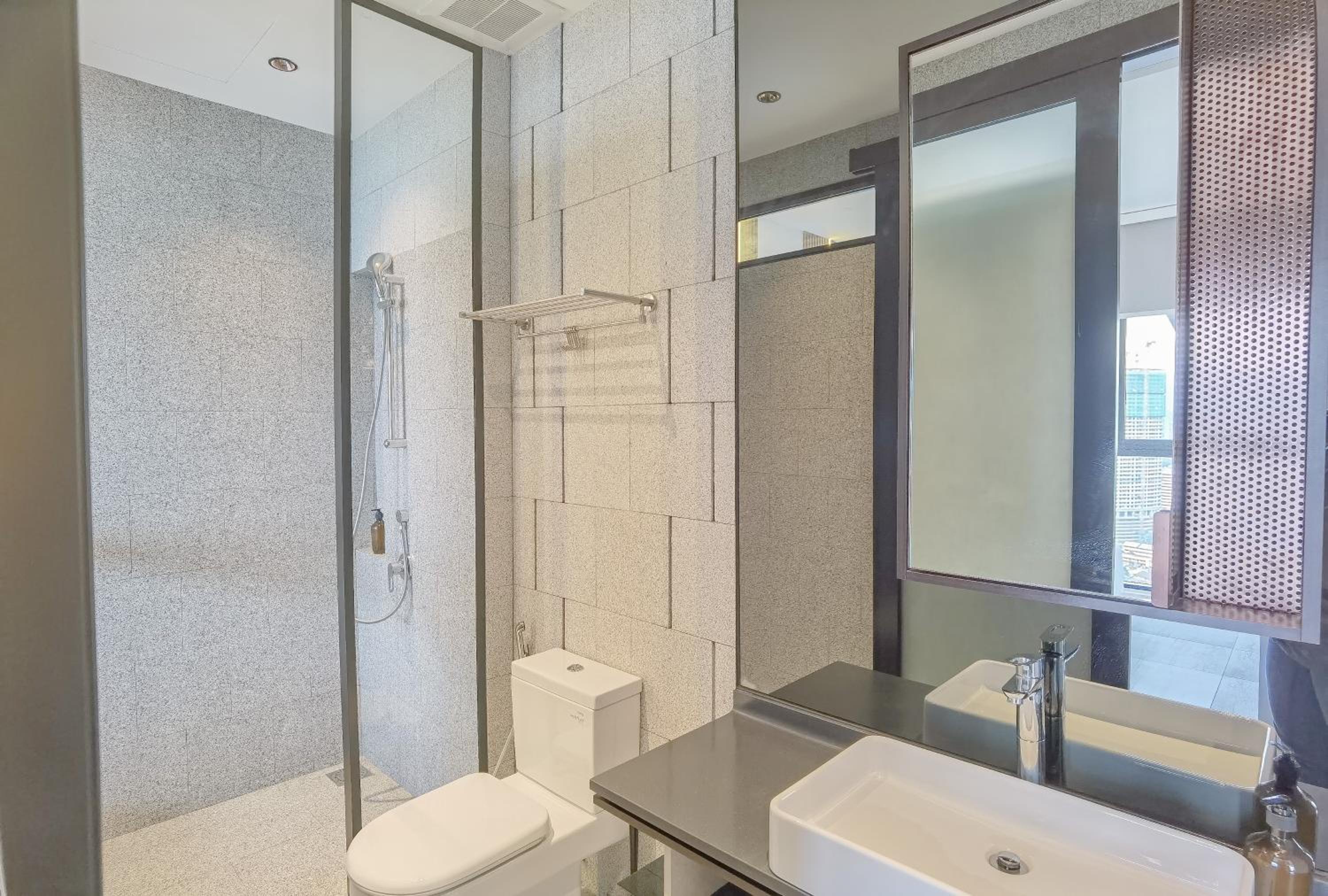 Scarletz Suites by Stevvy KL Home Stay