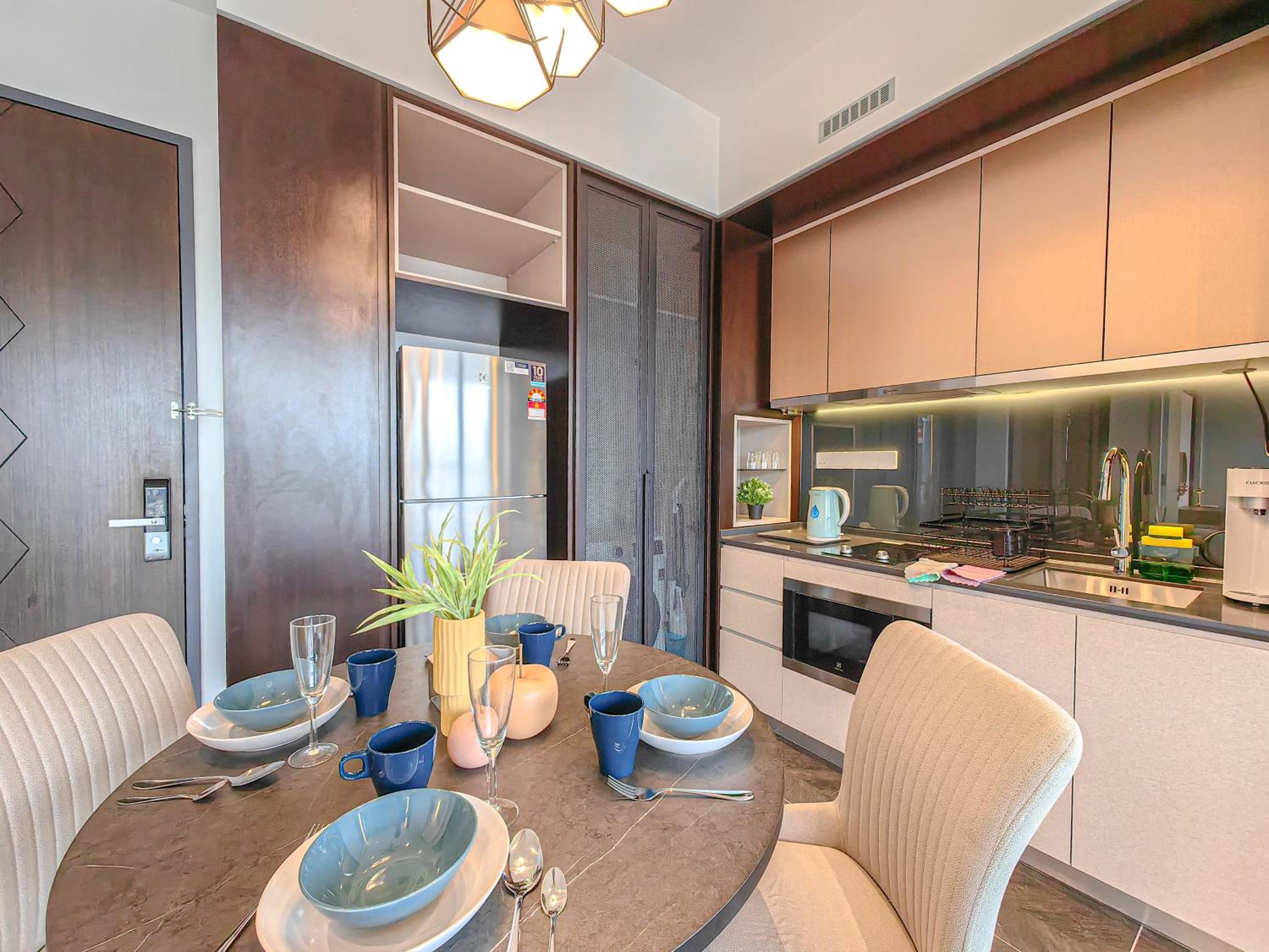 Scarletz Suites by Stevvy KL Home Stay