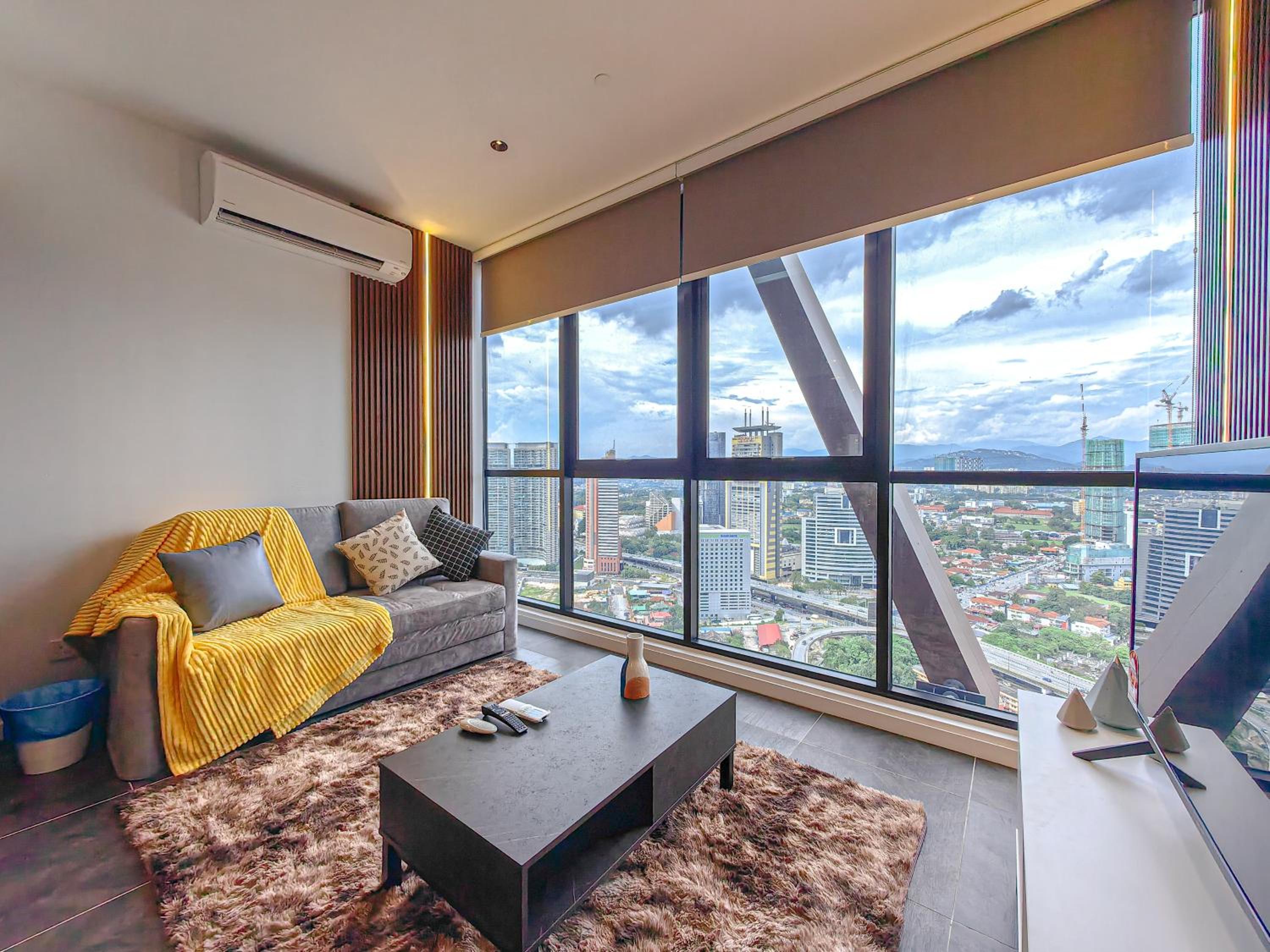 Scarletz Suites by Stevvy KL Home Stay