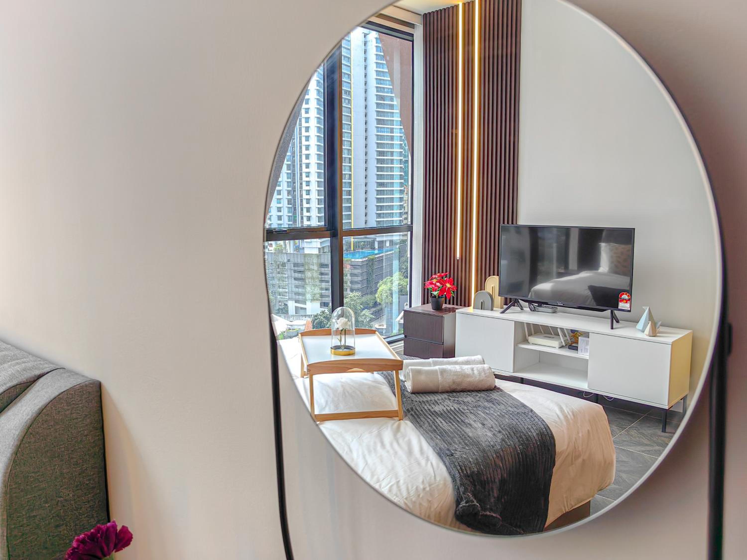 Scarletz Suites by Stevvy KL Home Stay