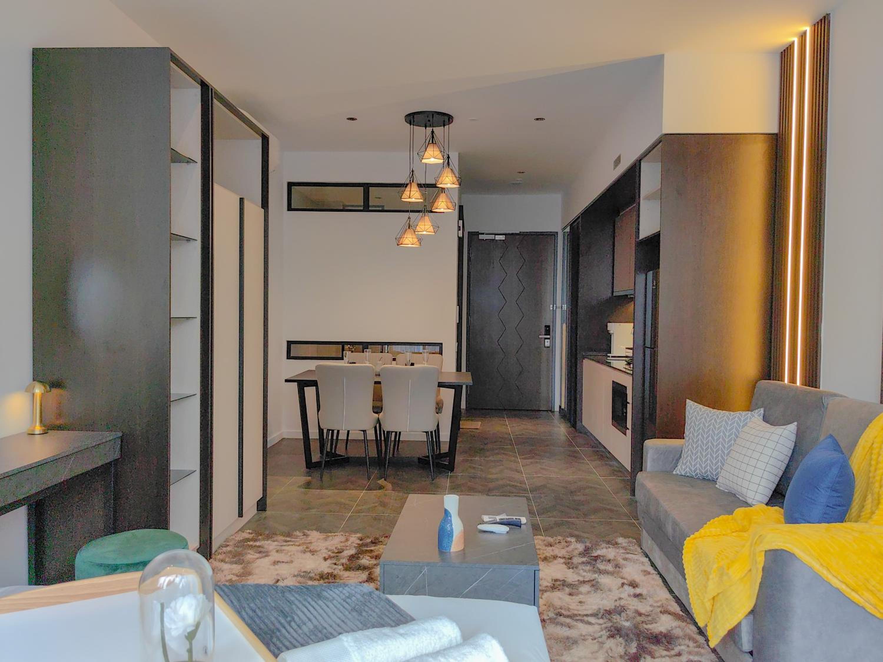 Scarletz Suites by Stevvy KL Home Stay