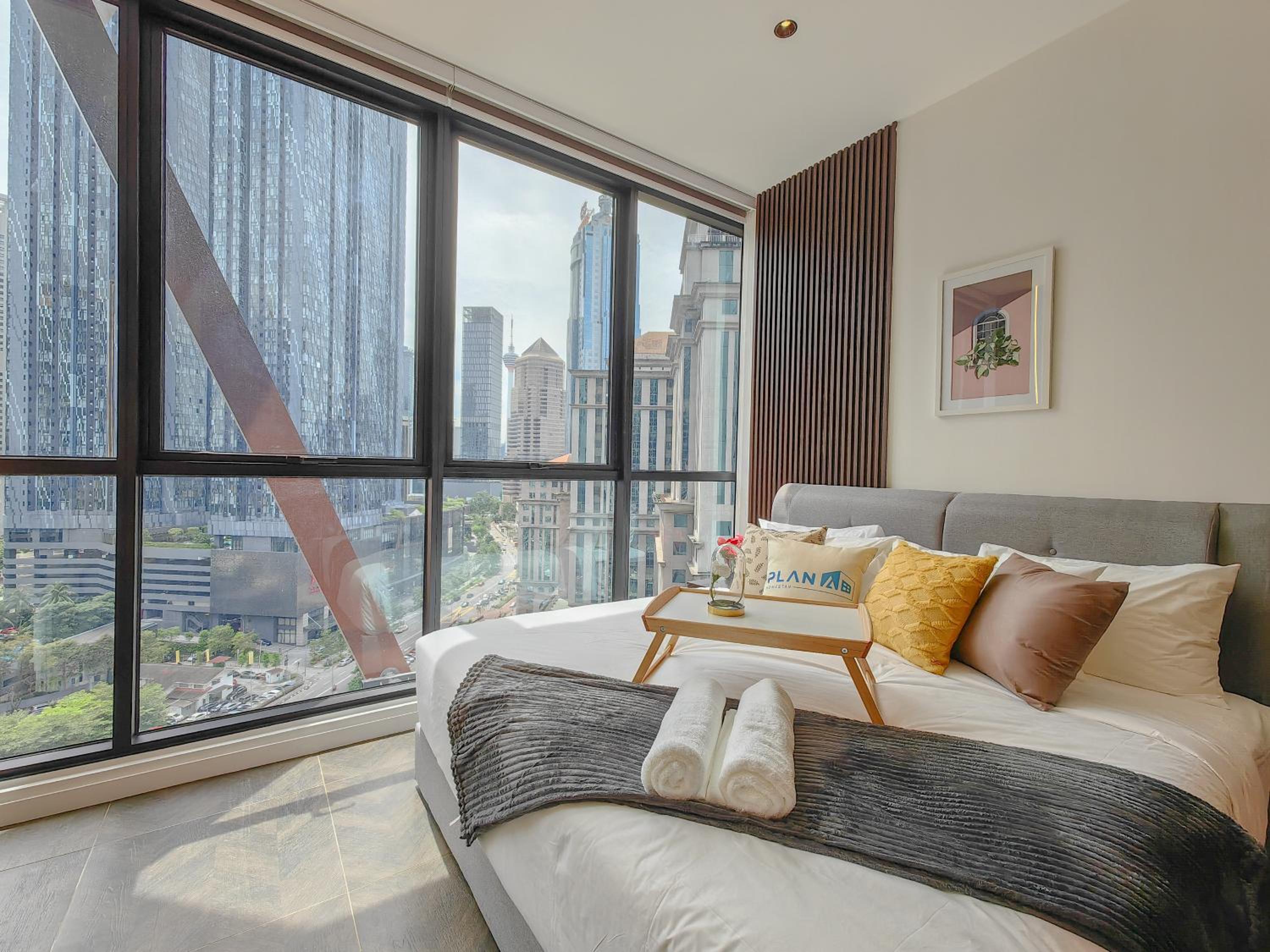 Scarletz Suites by Stevvy KL Home Stay