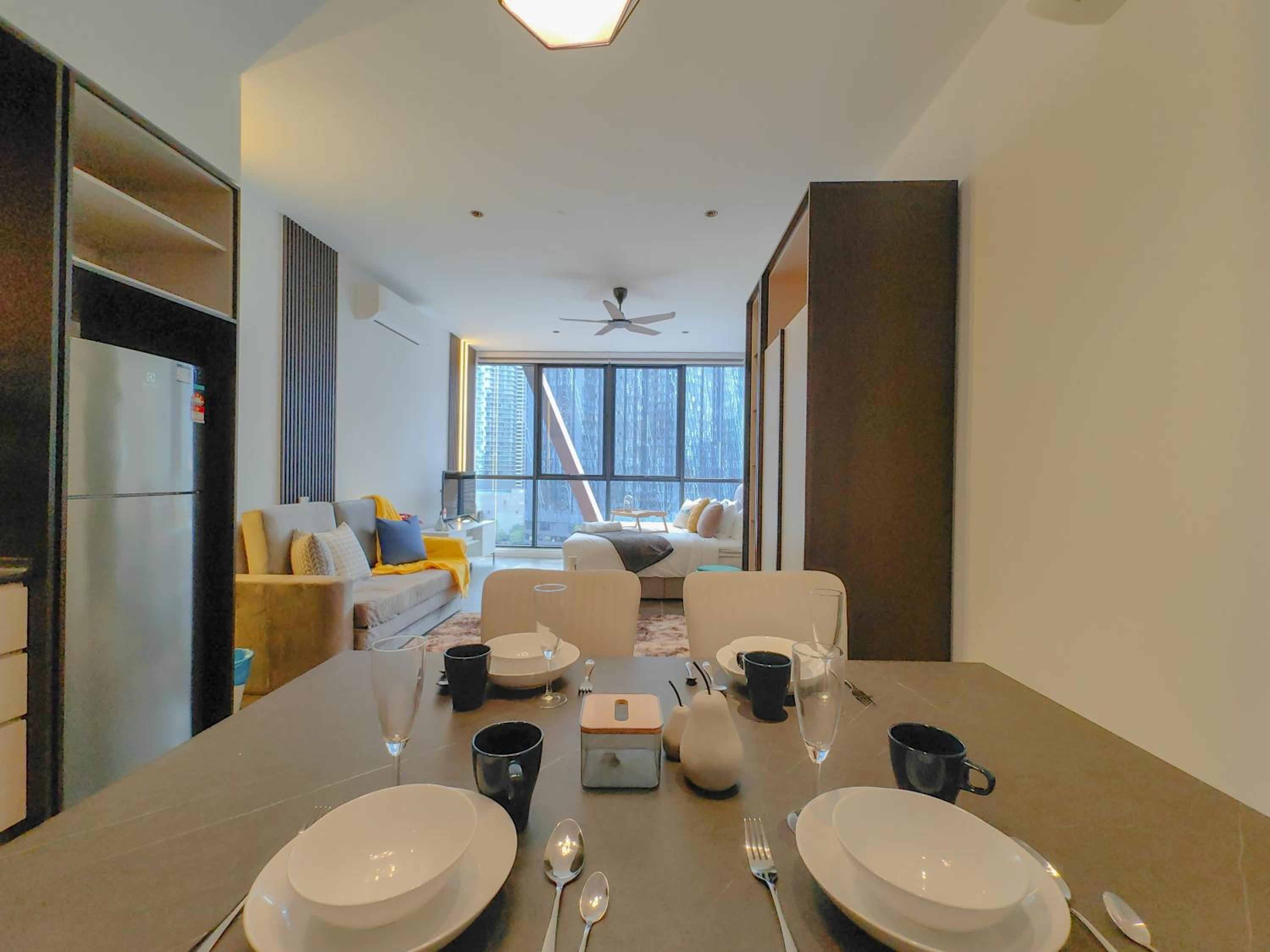 Scarletz Suites by Stevvy KL Home Stay
