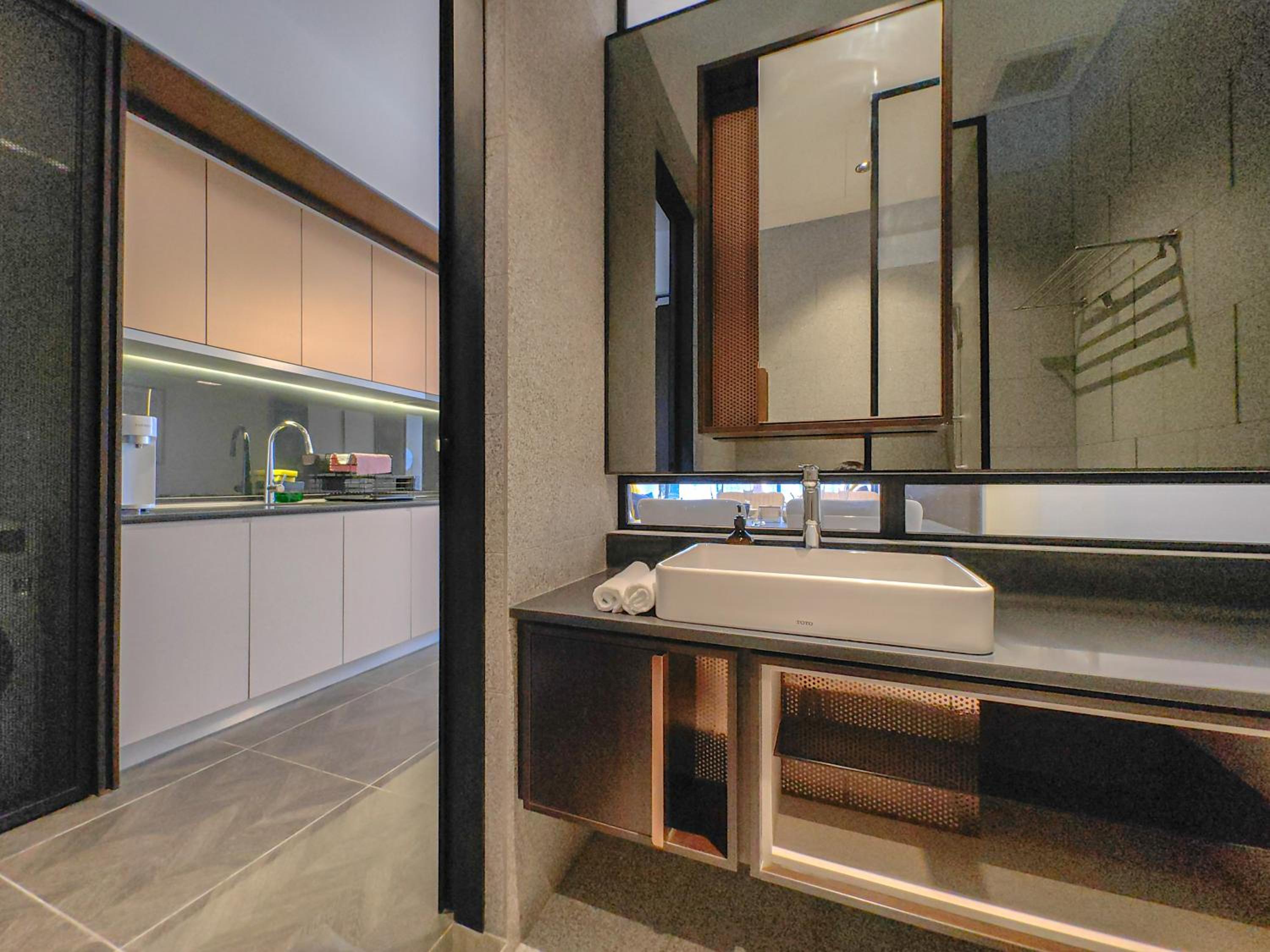 Scarletz Suites by Stevvy KL Home Stay