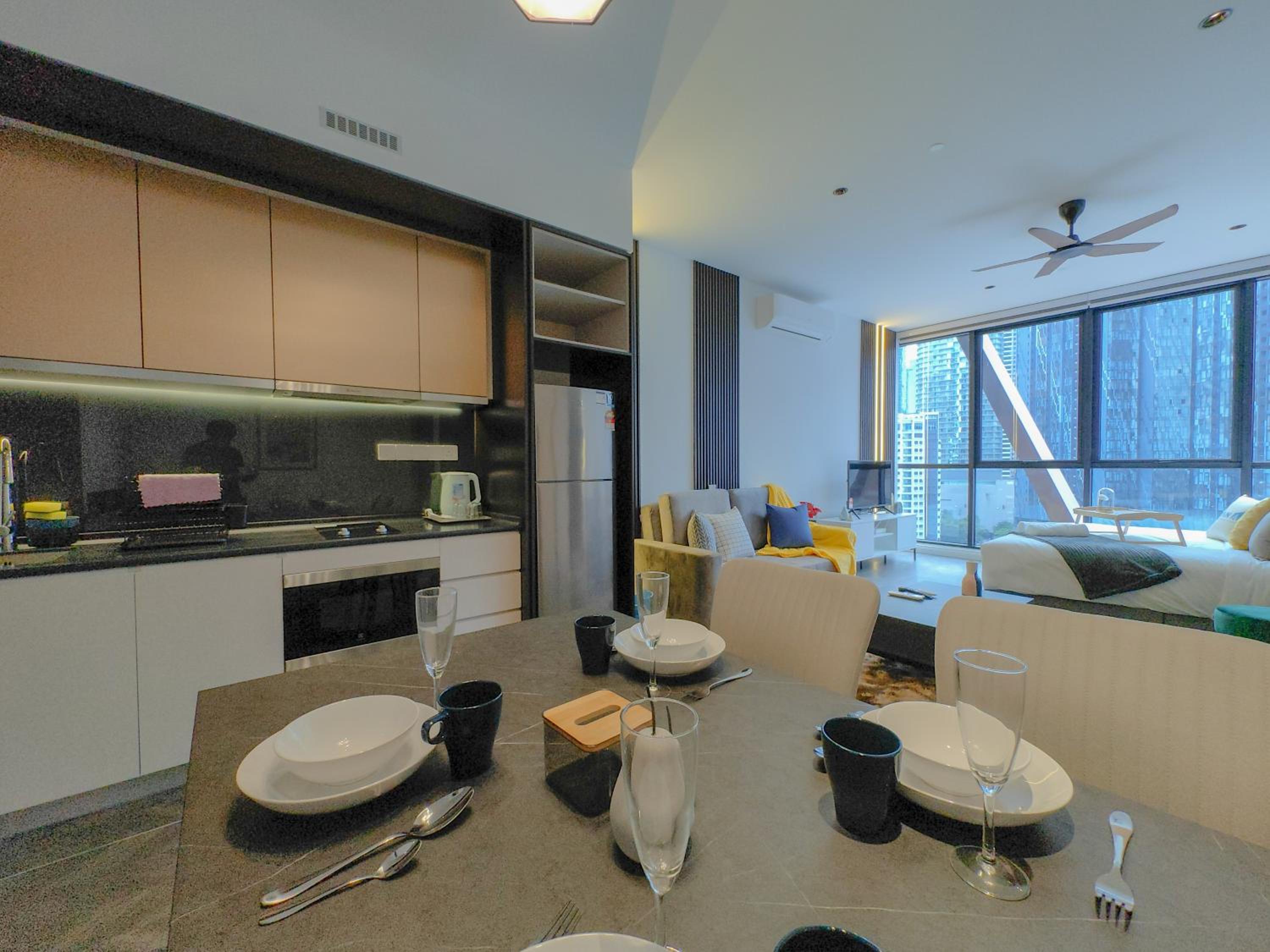 Scarletz Suites by Stevvy KL Home Stay