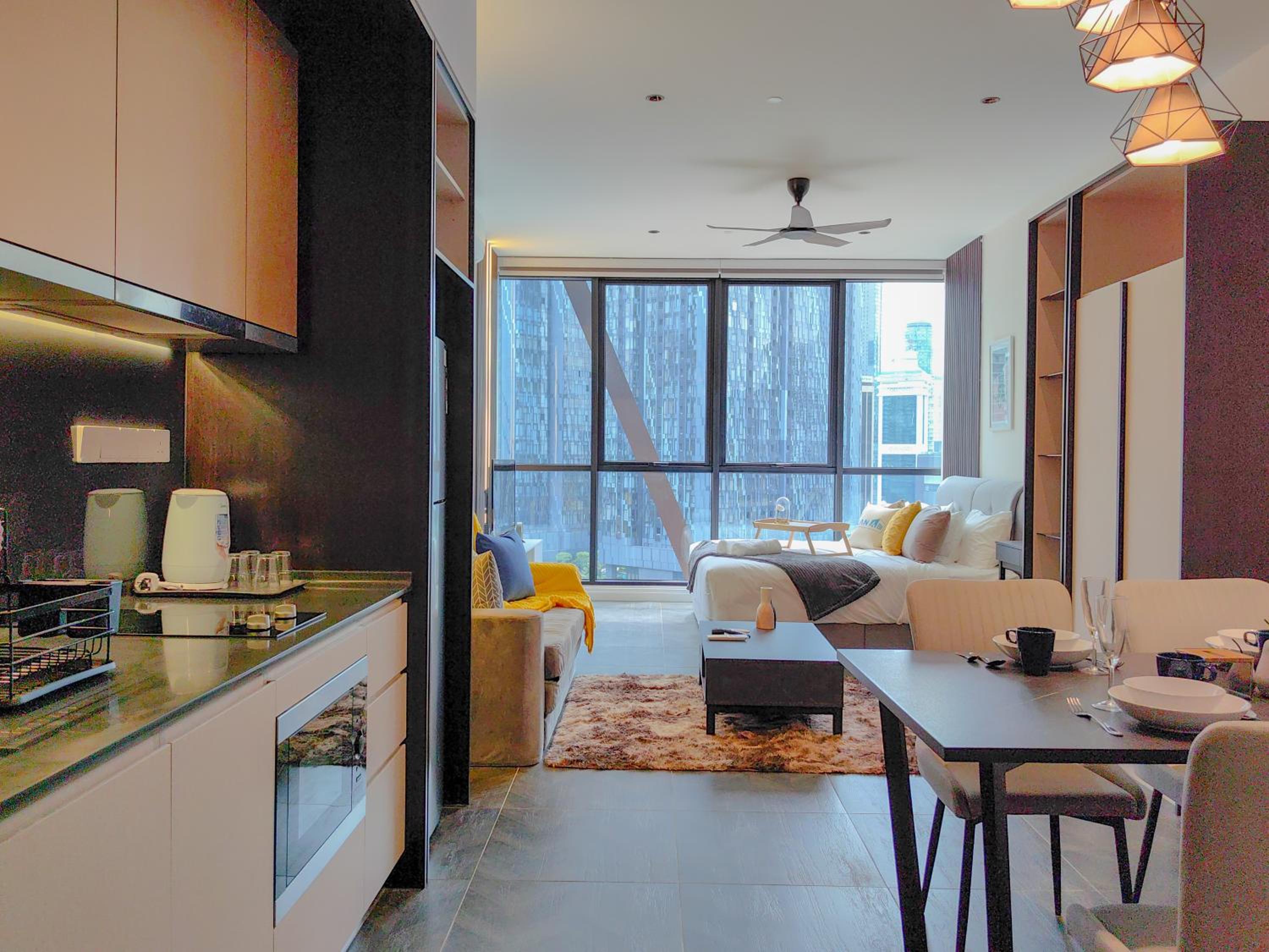 Scarletz Suites by Stevvy KL Home Stay