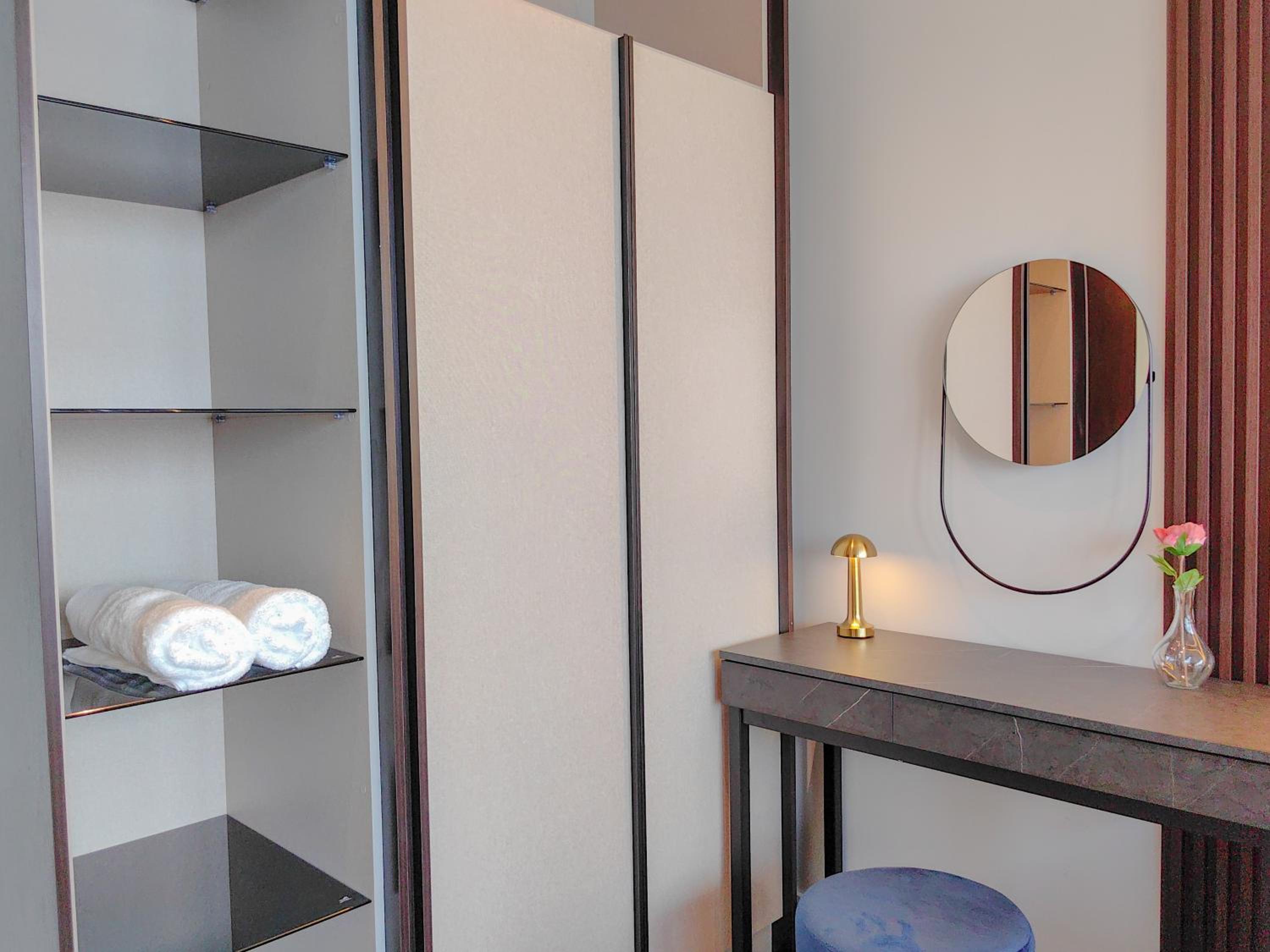 Scarletz Suites by Stevvy KL Home Stay