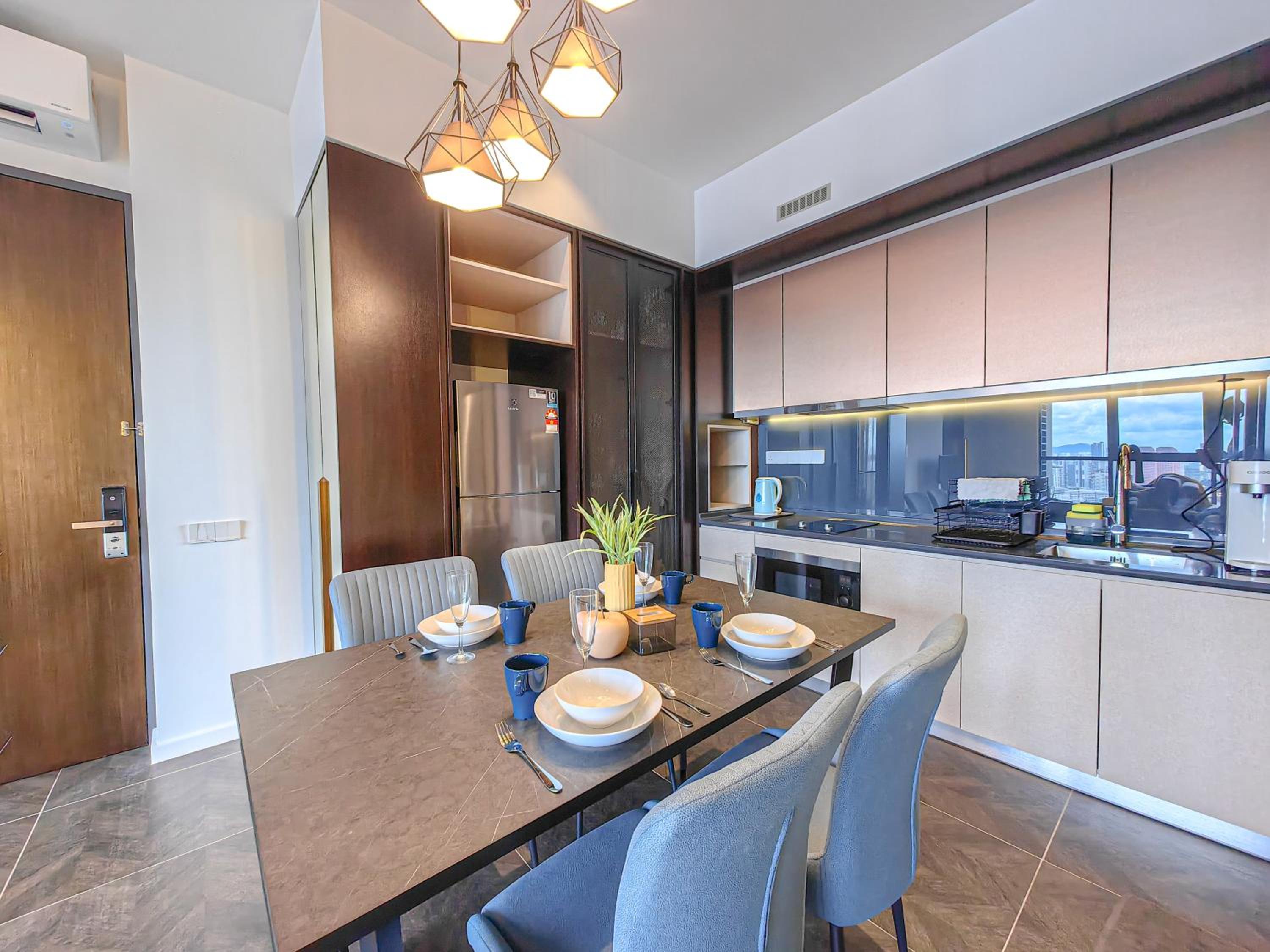 Scarletz Suites by Stevvy KL Home Stay
