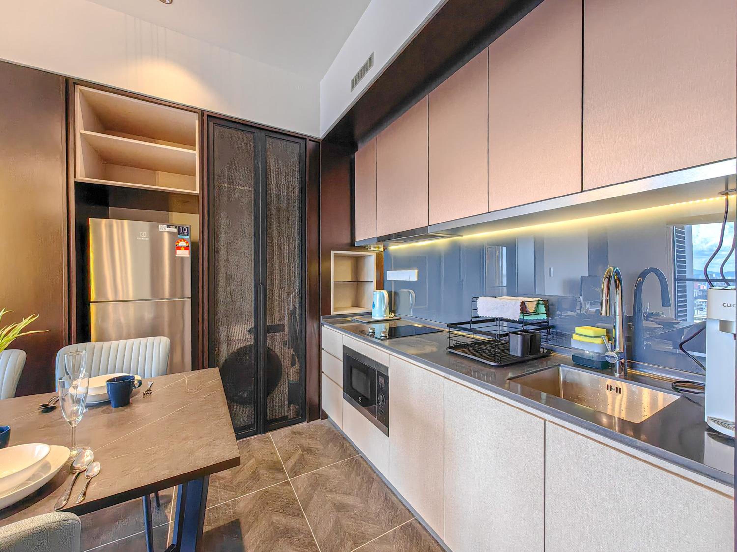 Scarletz Suites by Stevvy KL Home Stay