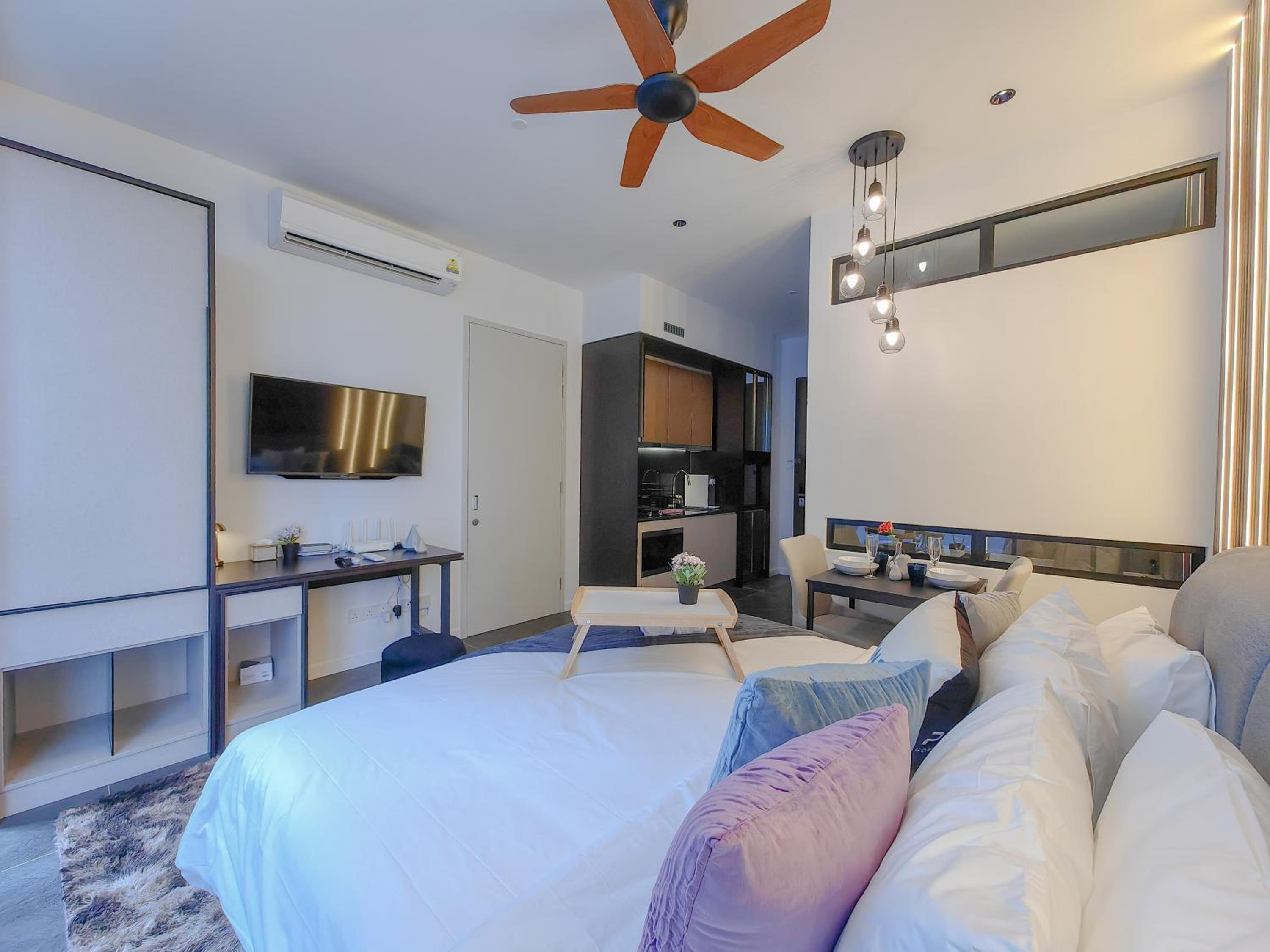 Scarletz Suites by Stevvy KL Home Stay