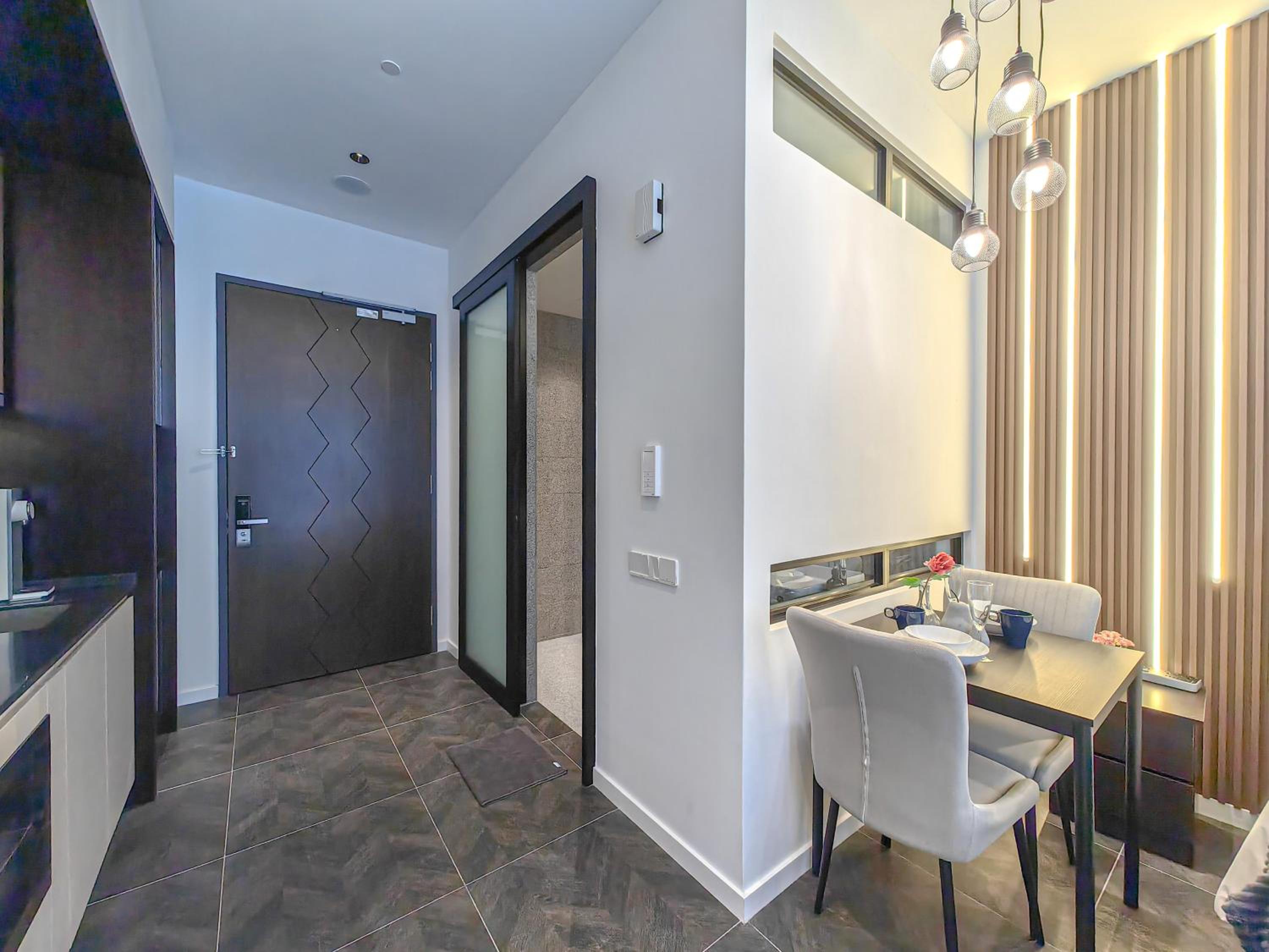 Scarletz Suites by Stevvy KL Home Stay