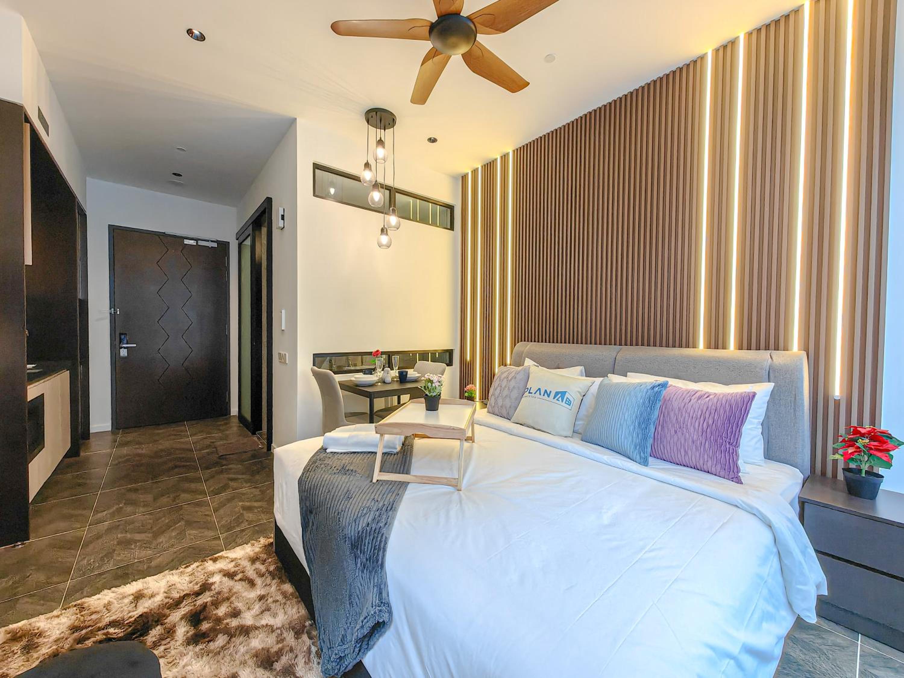 Scarletz Suites by Stevvy KL Home Stay