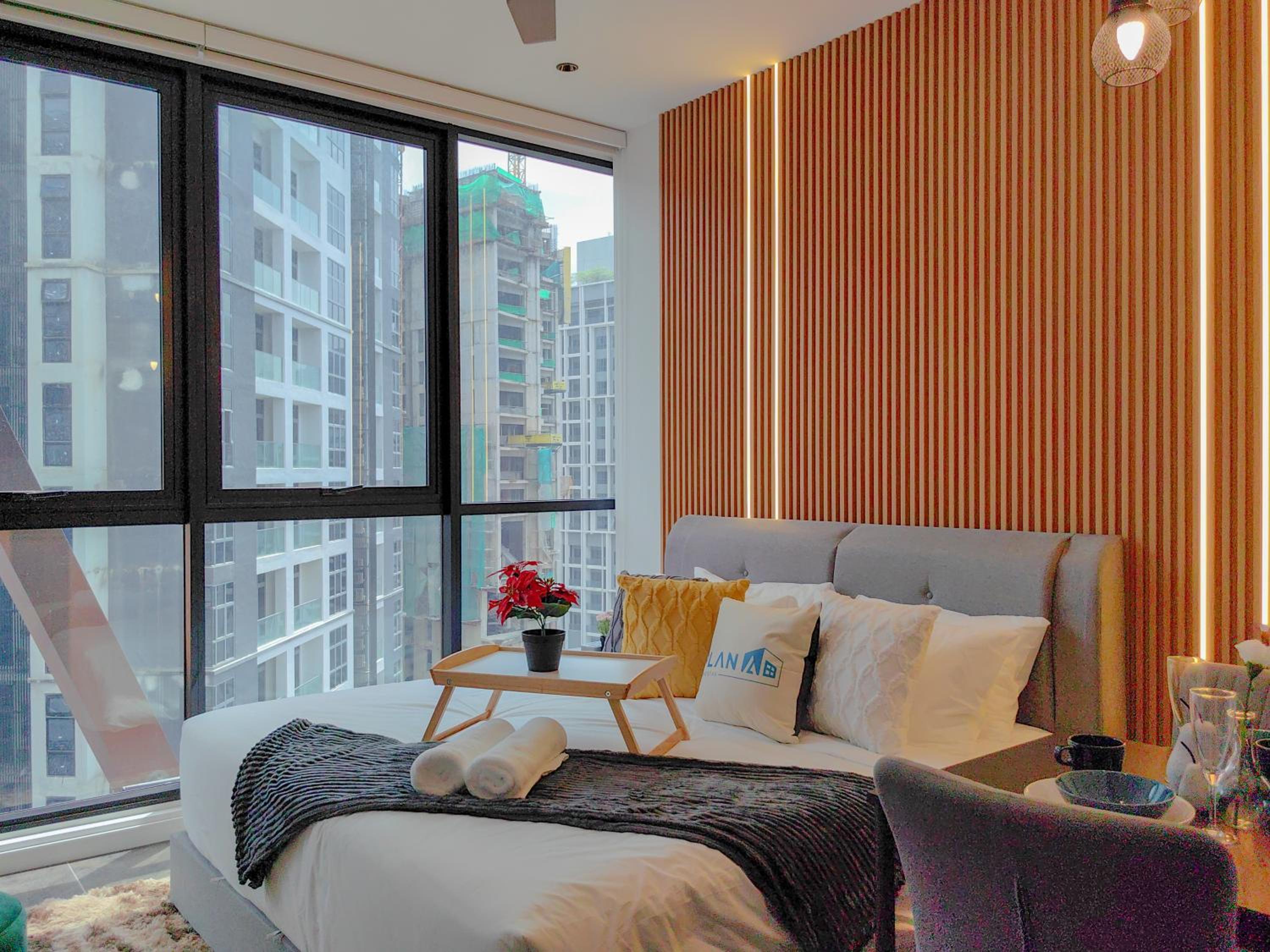 Scarletz Suites by Stevvy KL Home Stay