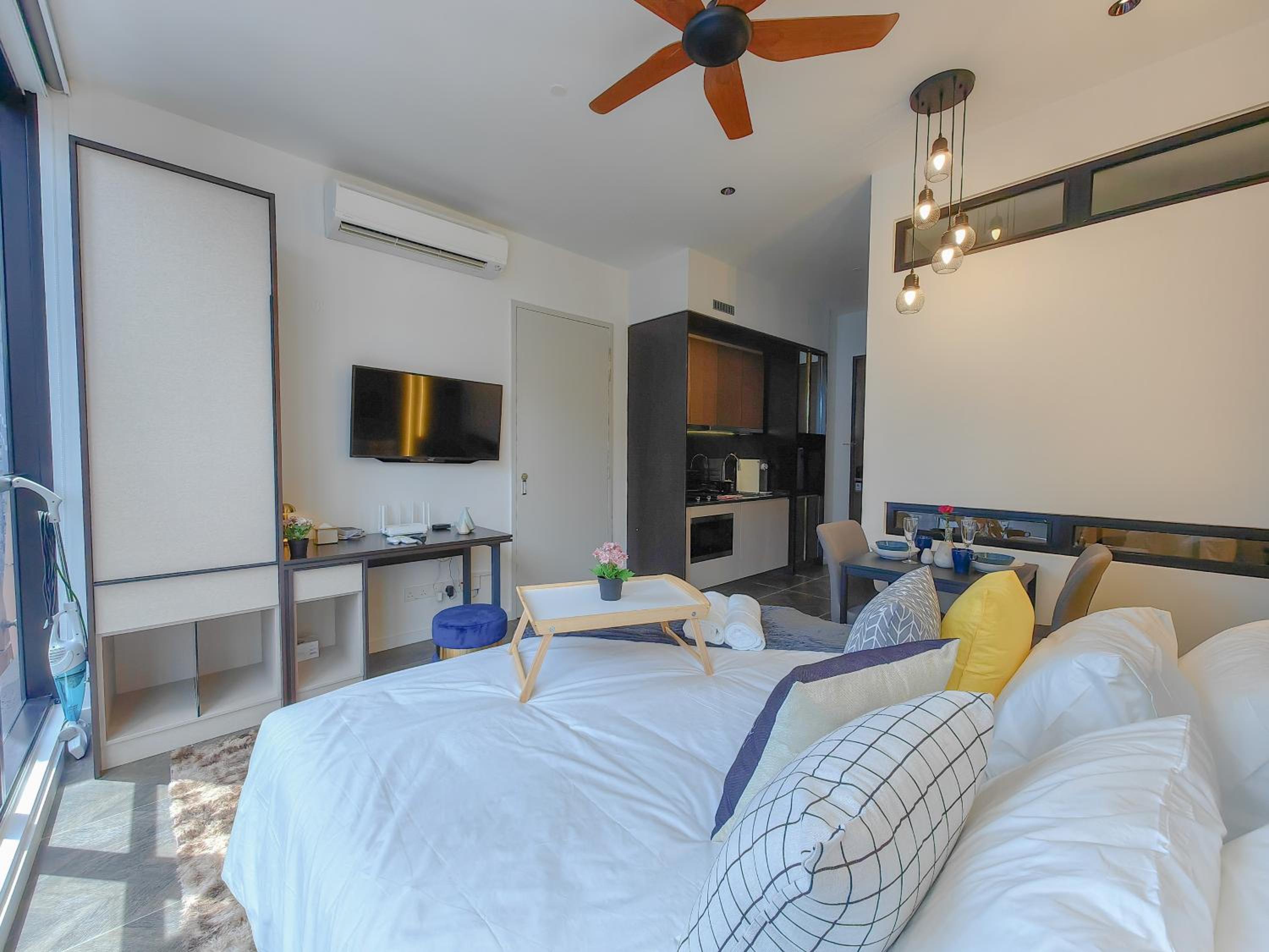 Scarletz Suites by Stevvy KL Home Stay
