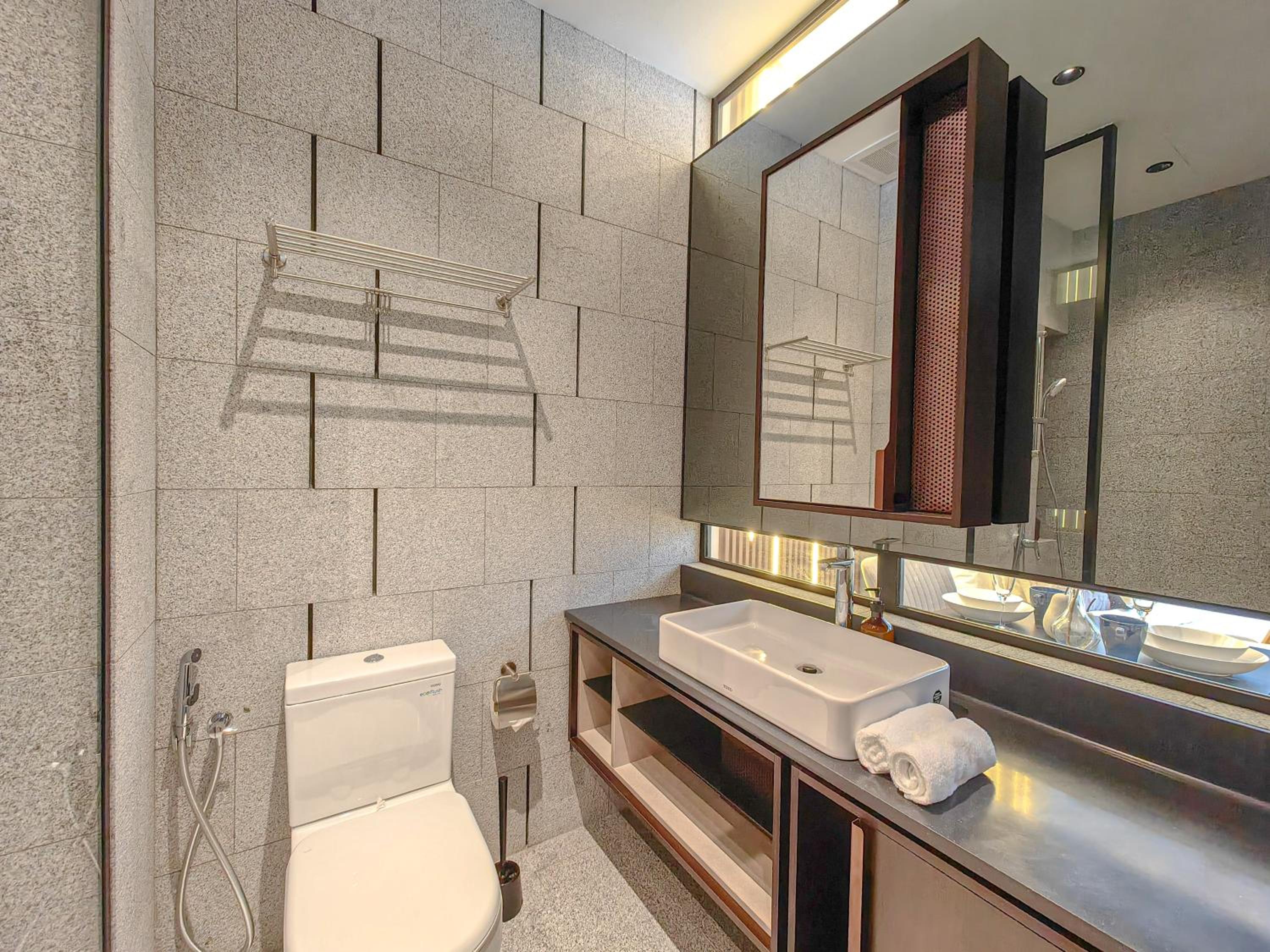 Scarletz Suites by Stevvy KL Home Stay