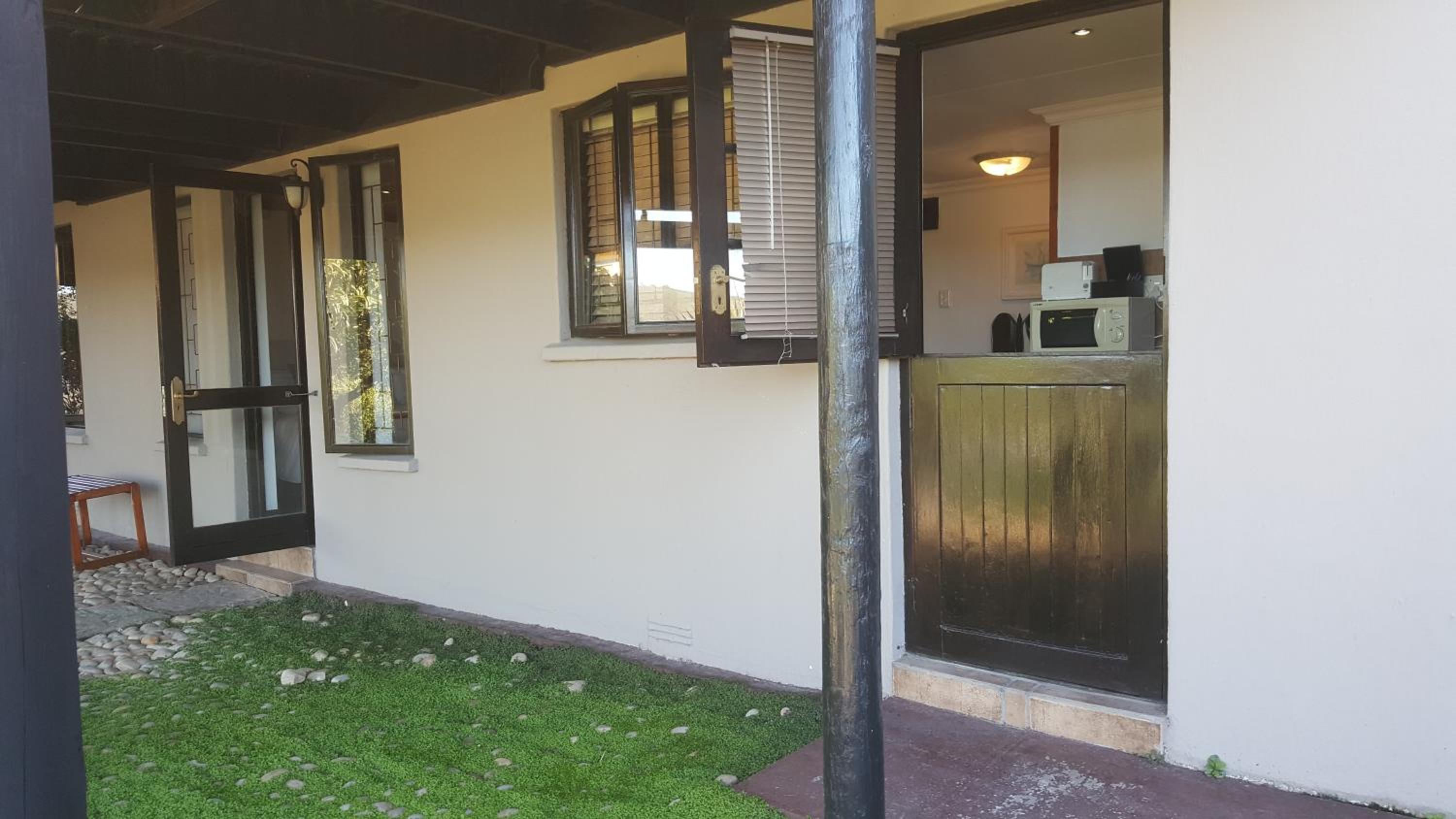 Lagoon Lodge