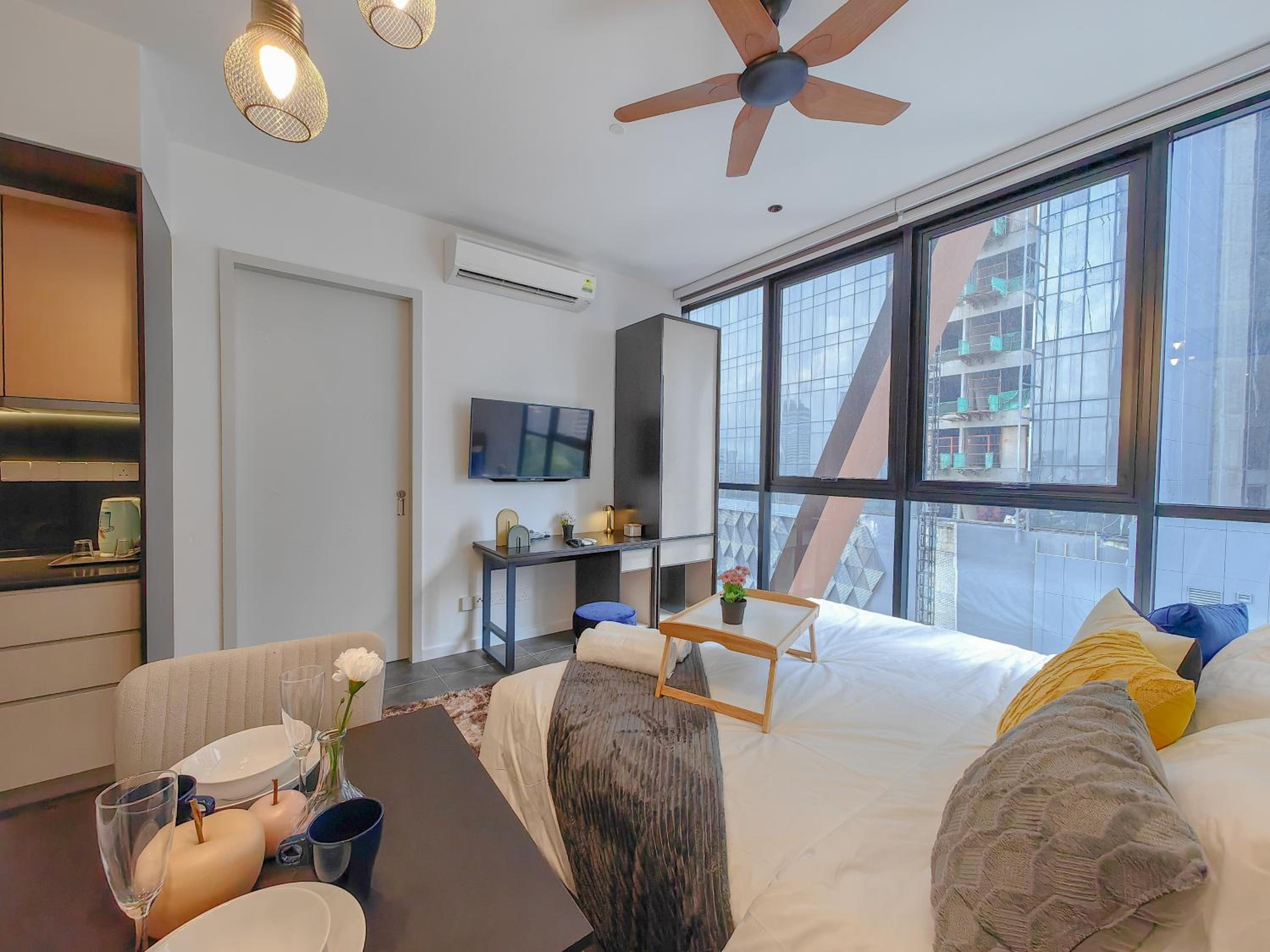 Scarletz Suites by Stevvy KL Home Stay
