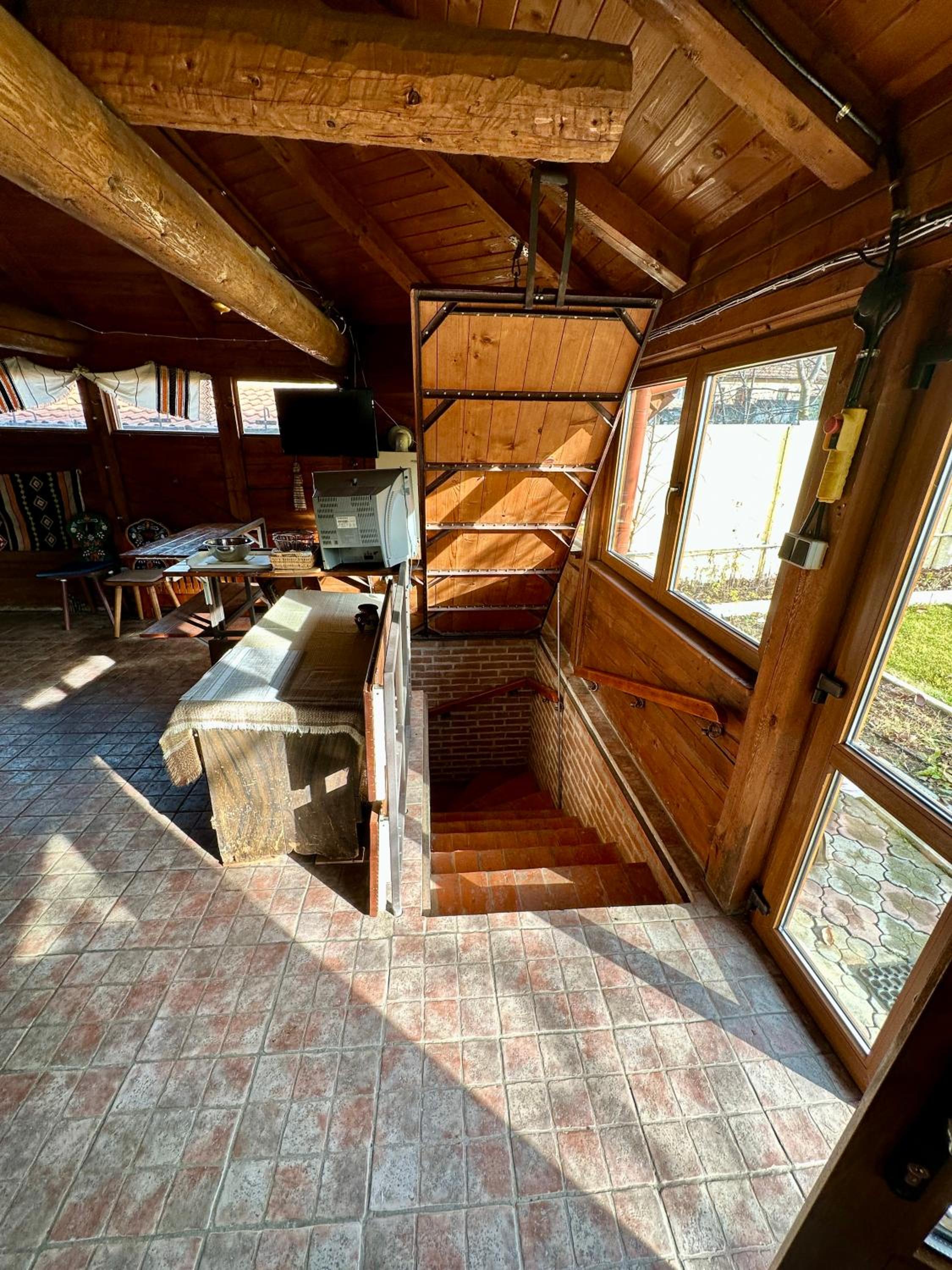 Luna House