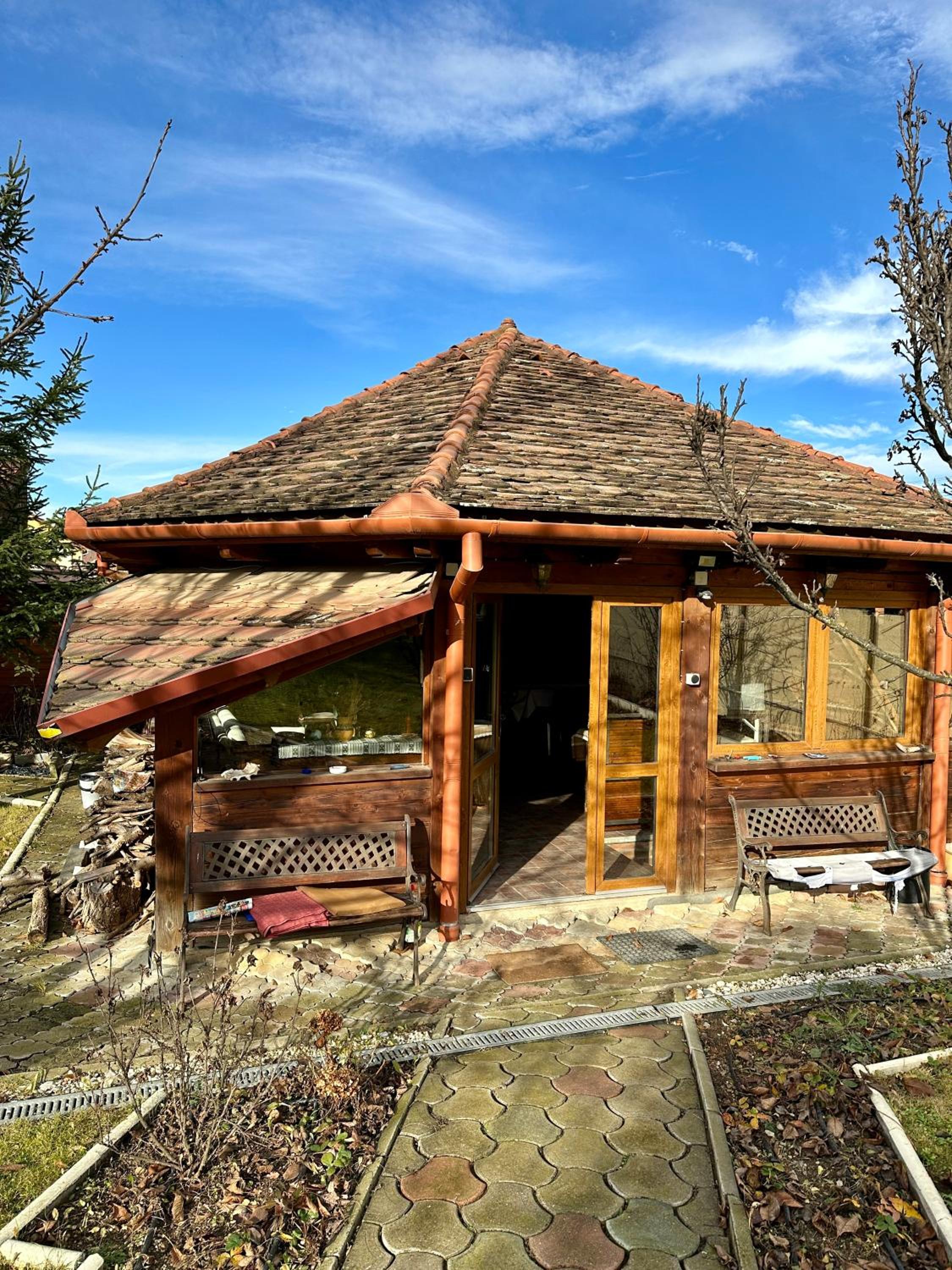 Luna House