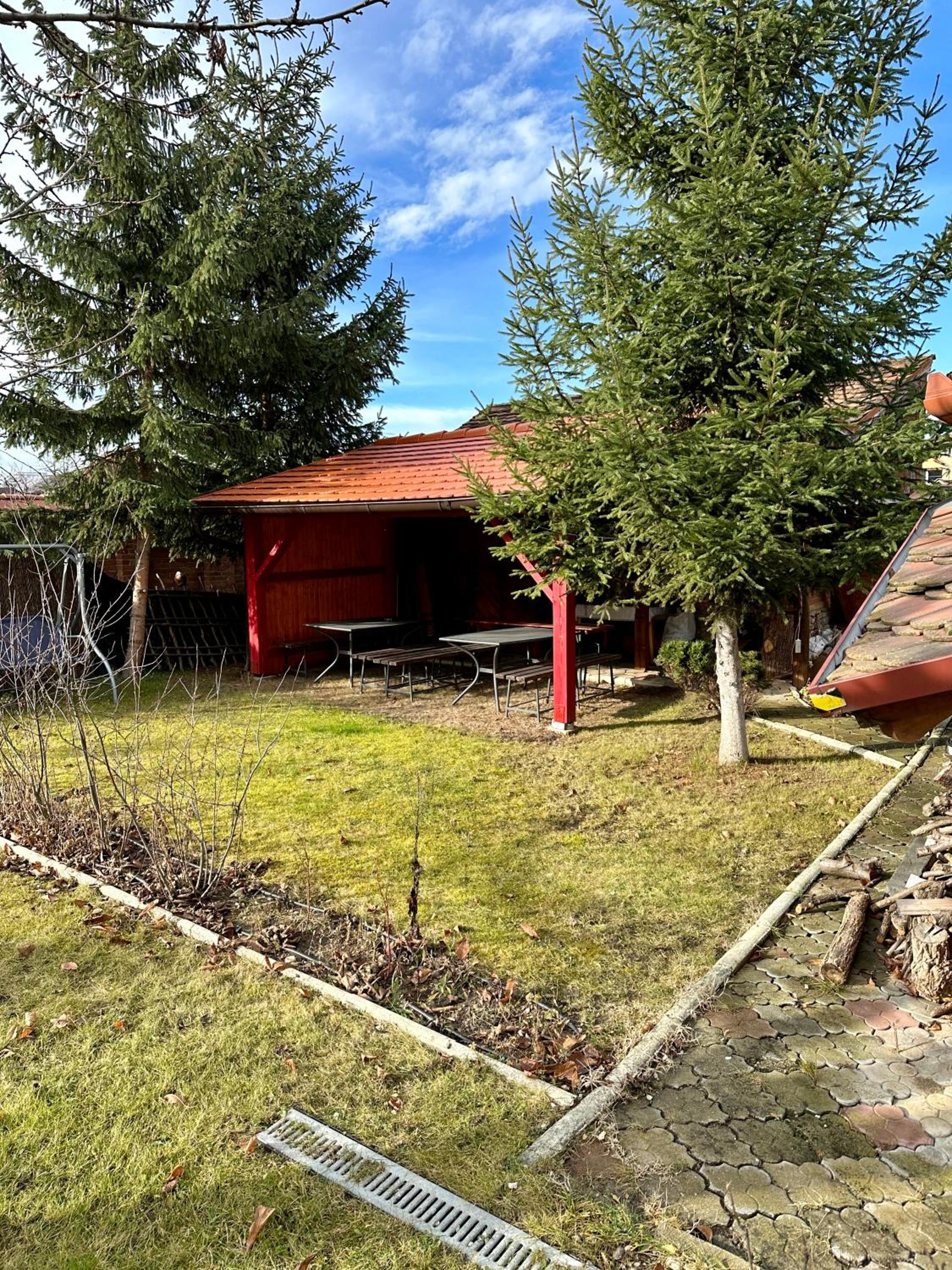 Luna House