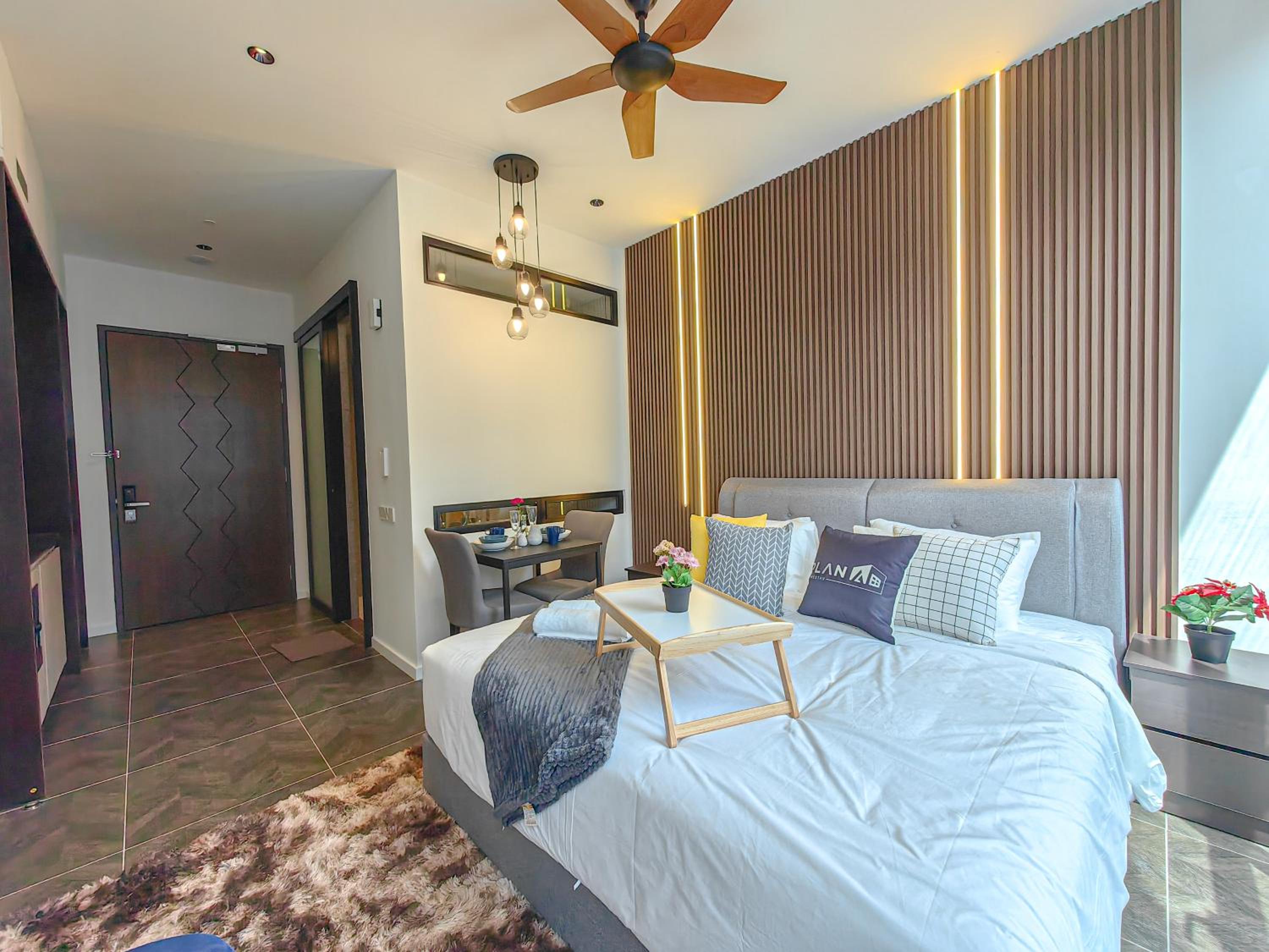 Scarletz Suites by Stevvy KL Home Stay