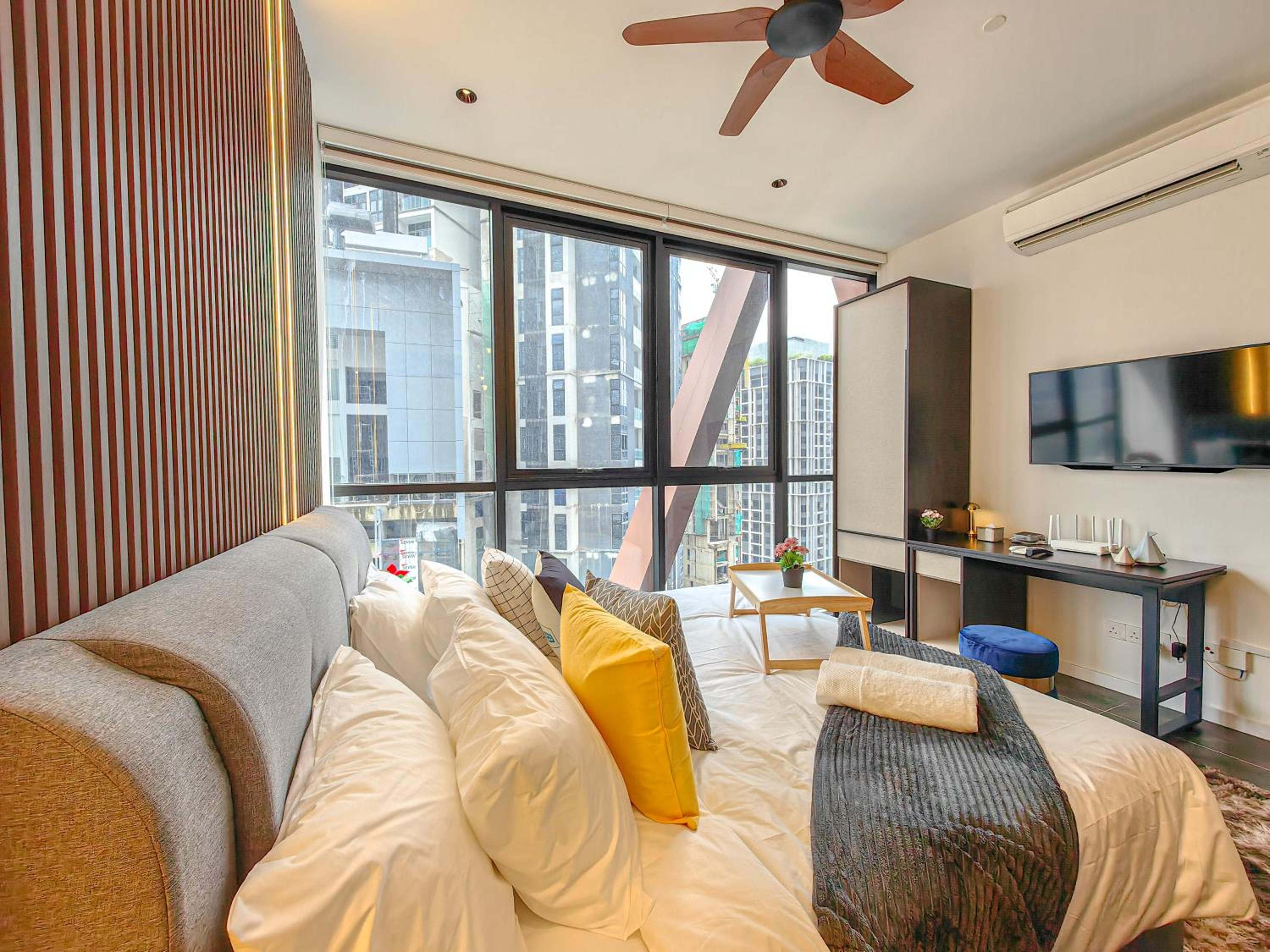 Scarletz Suites by Stevvy KL Home Stay