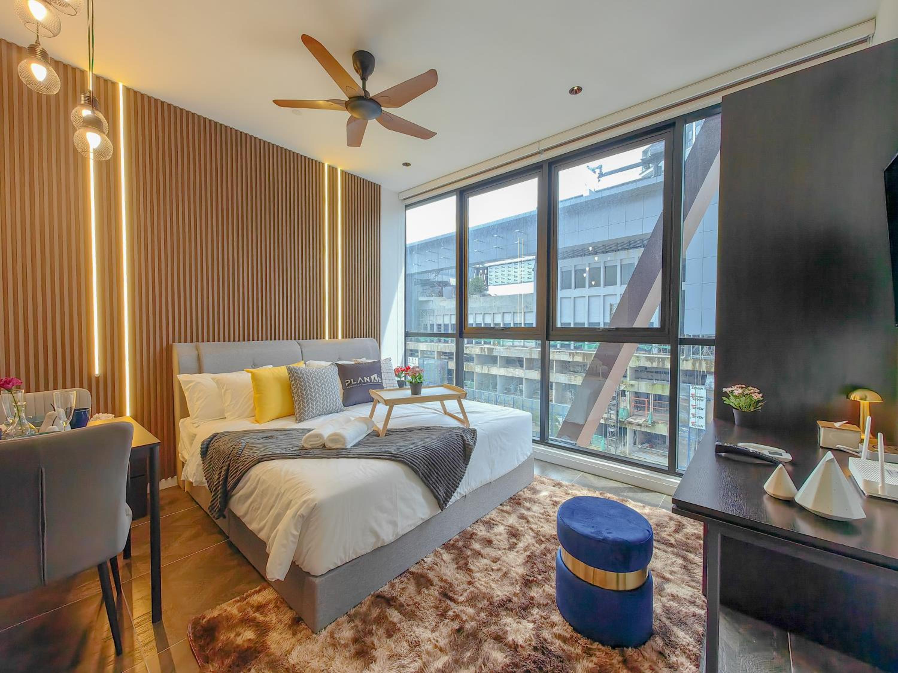 Scarletz Suites by Stevvy KL Home Stay