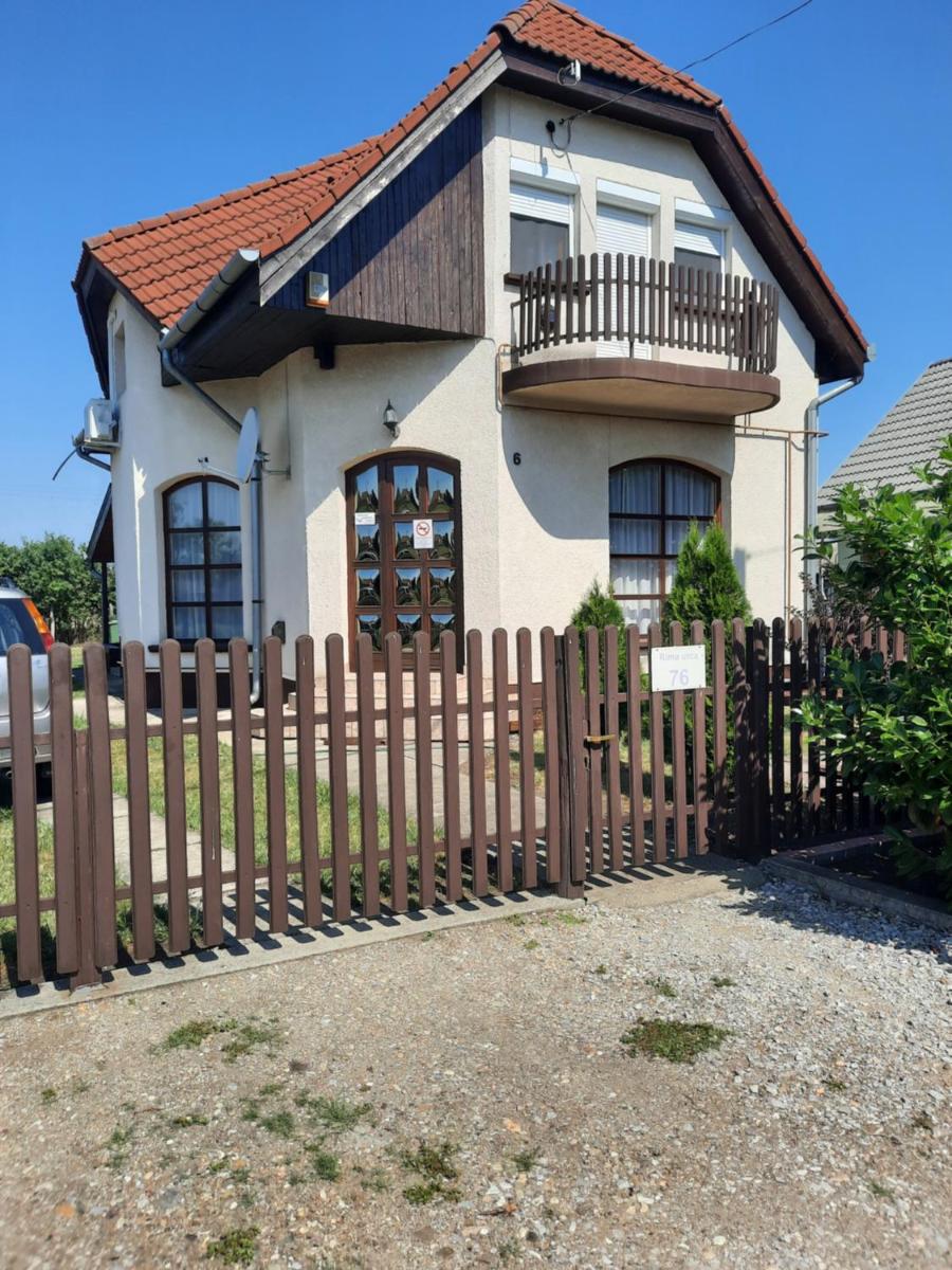 Zsuzsanna vendégház view 2