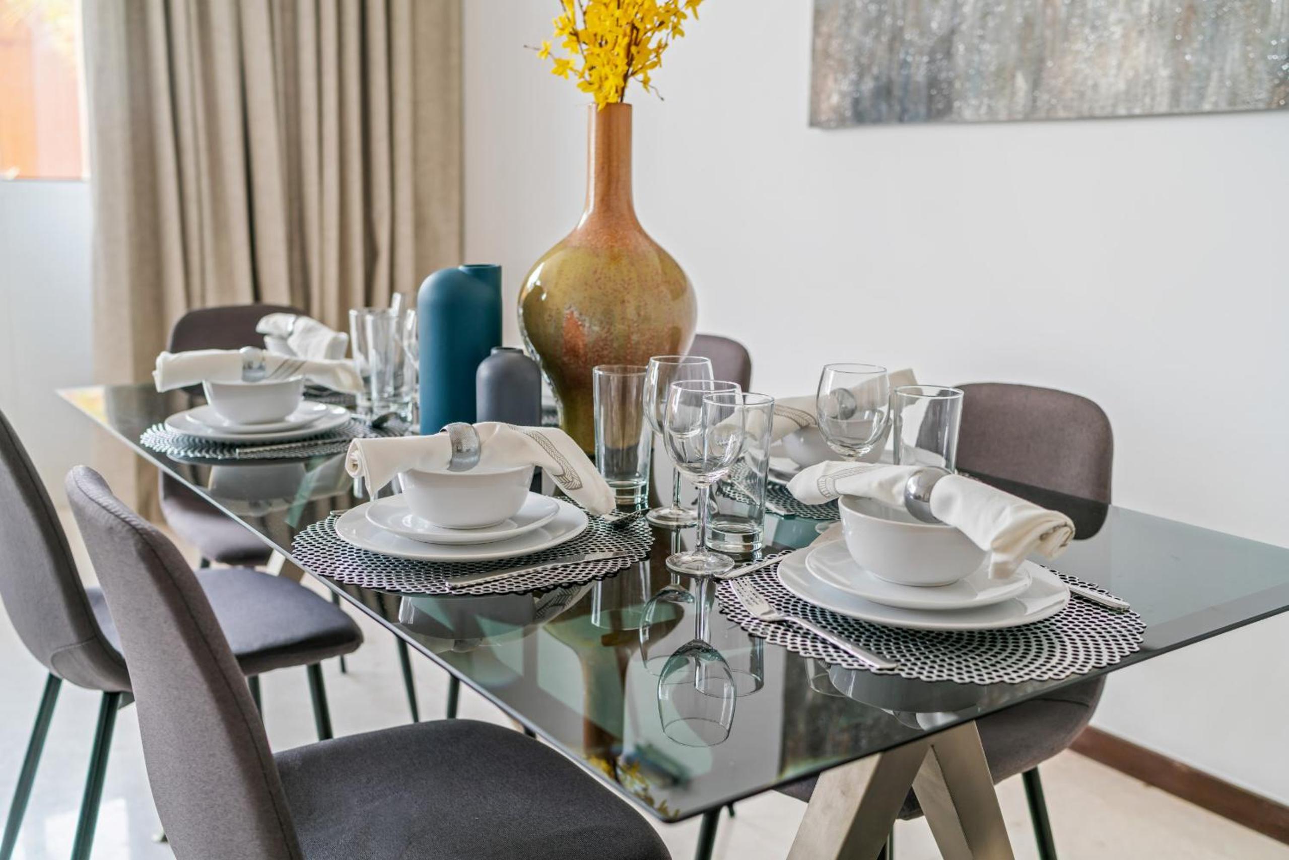 Tiara Beach Residences, Palm Jumeirah Dubai - Mint Stay