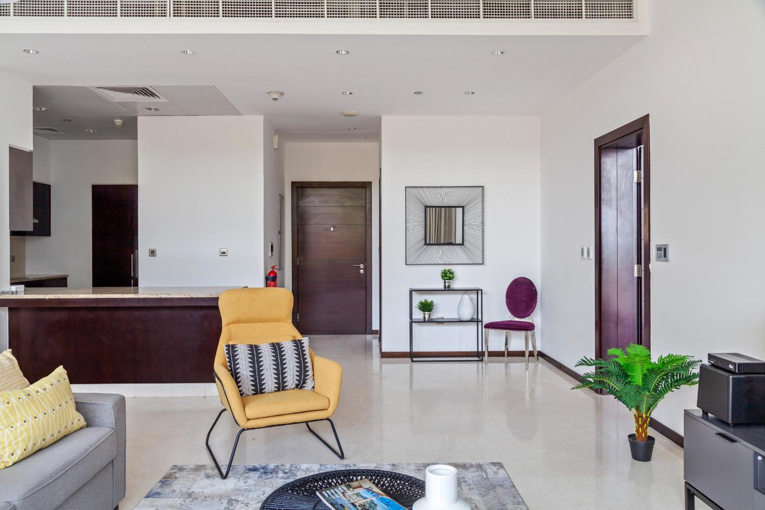 Tiara Beach Residences, Palm Jumeirah Dubai - Mint Stay