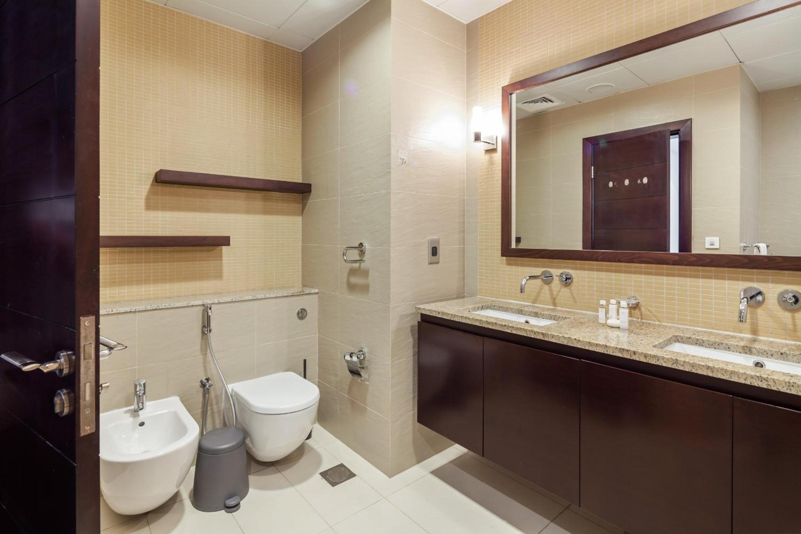 Tiara Beach Residences, Palm Jumeirah Dubai - Mint Stay