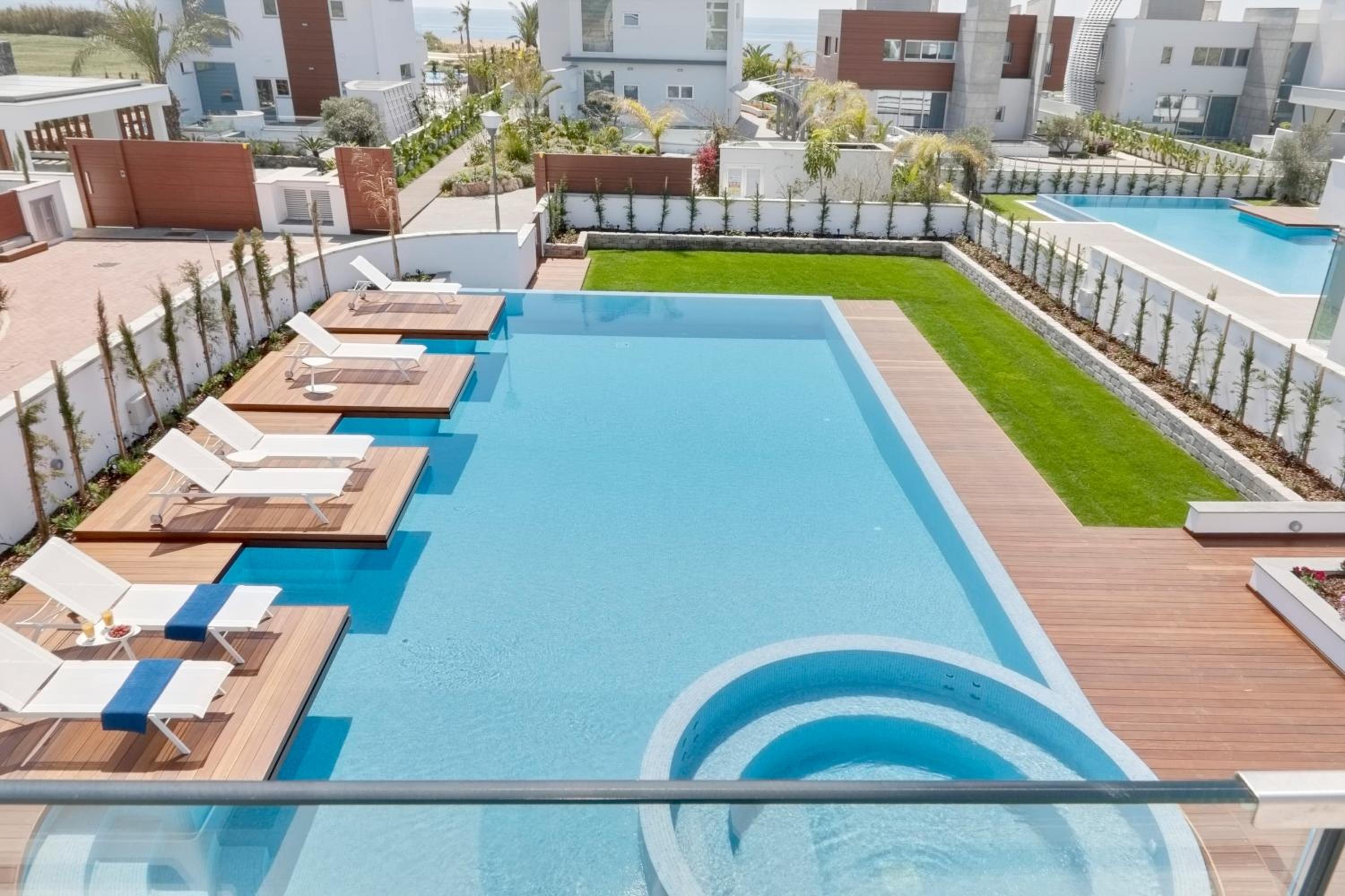 Vivo Mare Beachfront Villas - Seashell