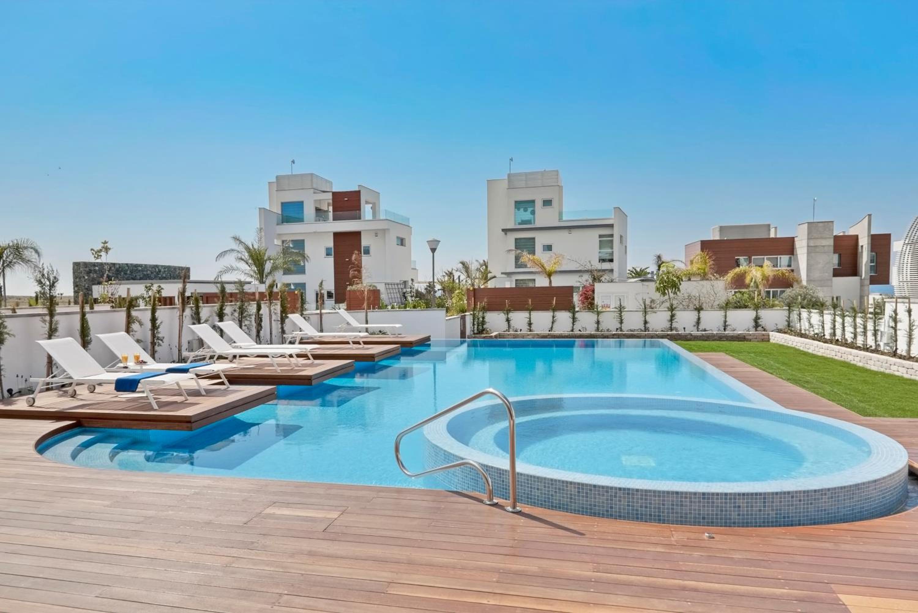 Vivo Mare Beachfront Villas - Seashell
