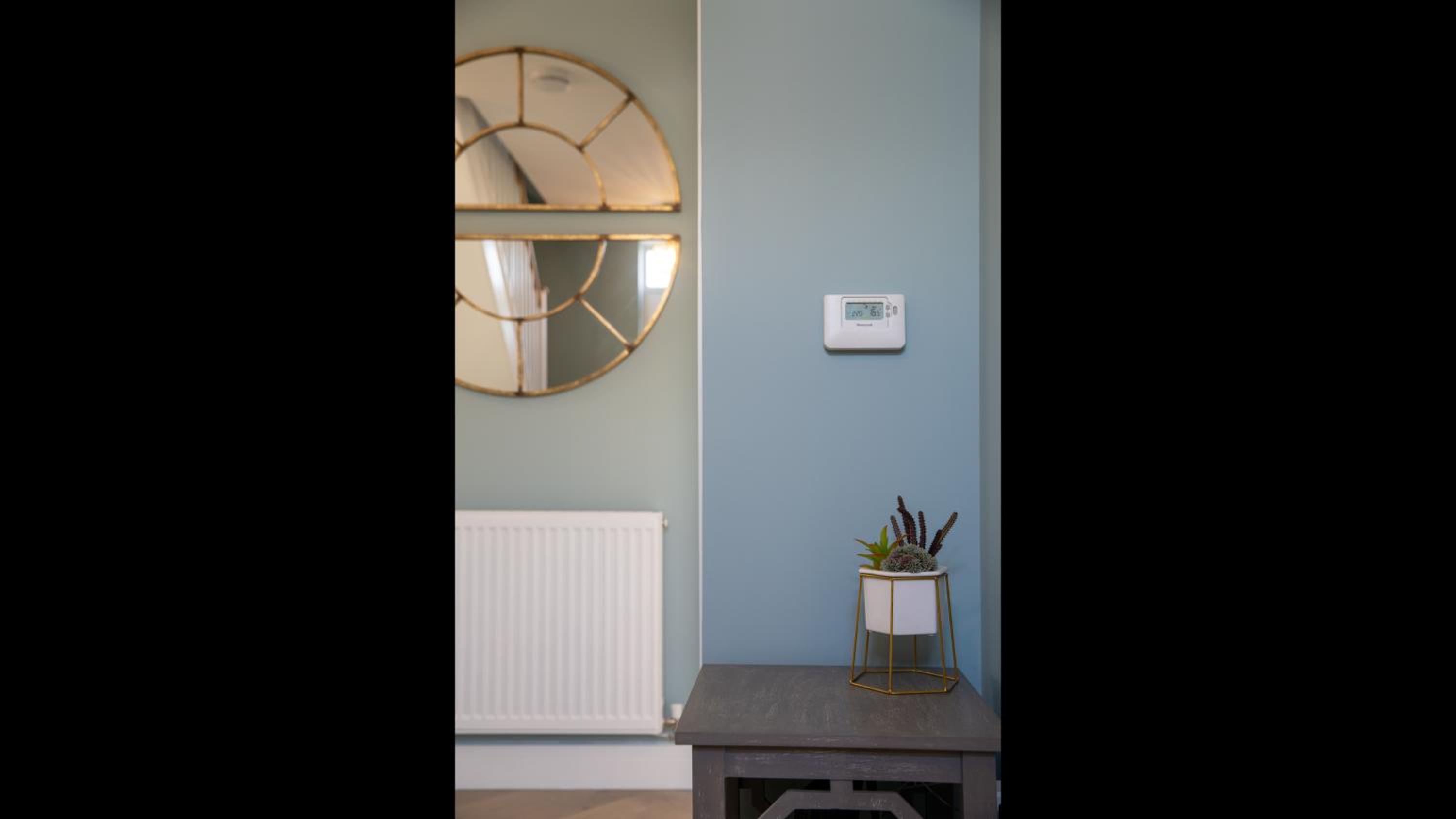 Six Bedroom New-build Detached House In Bicester view 3