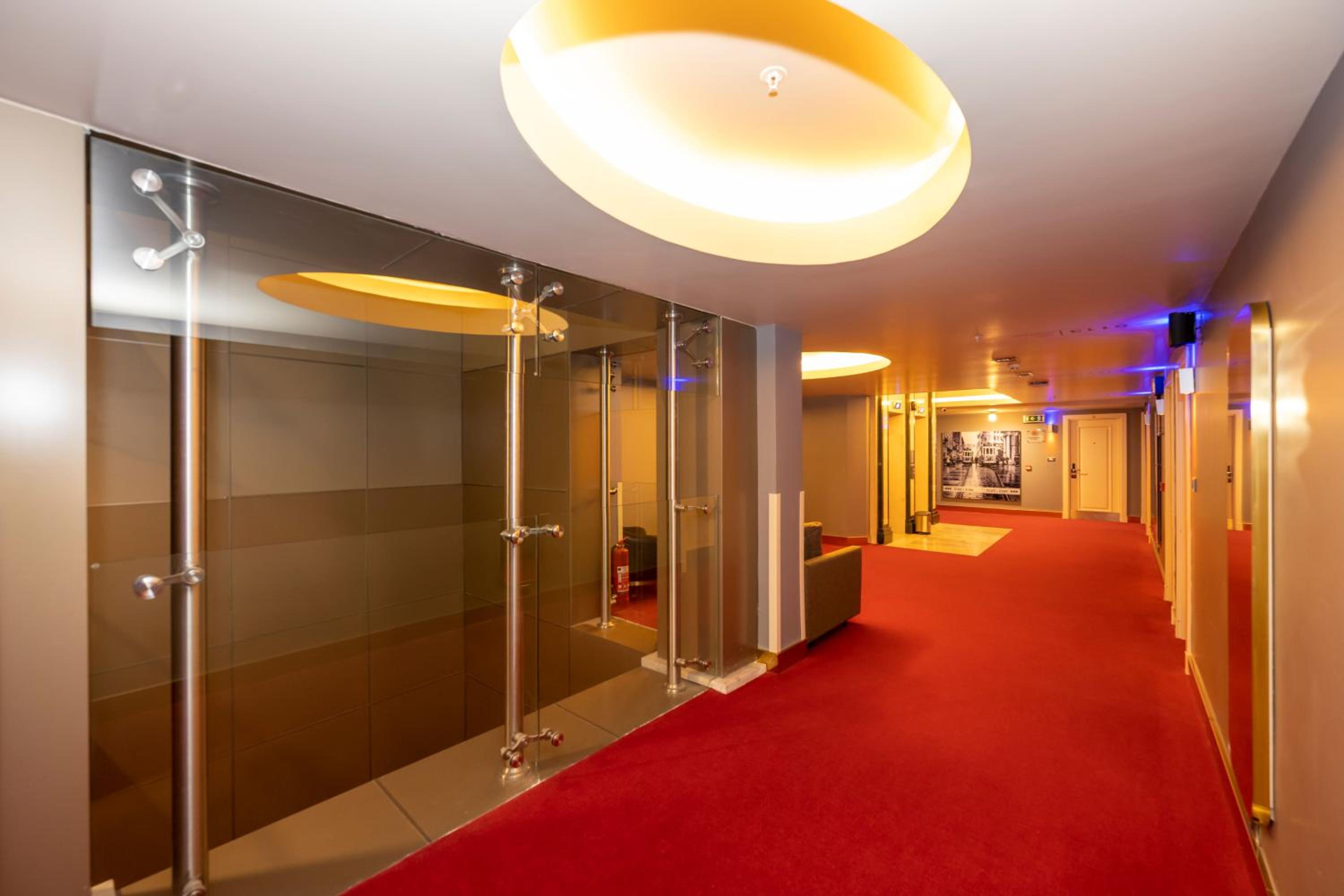 Ramada By Wyndham Istanbul Pera Taksim - Image 208