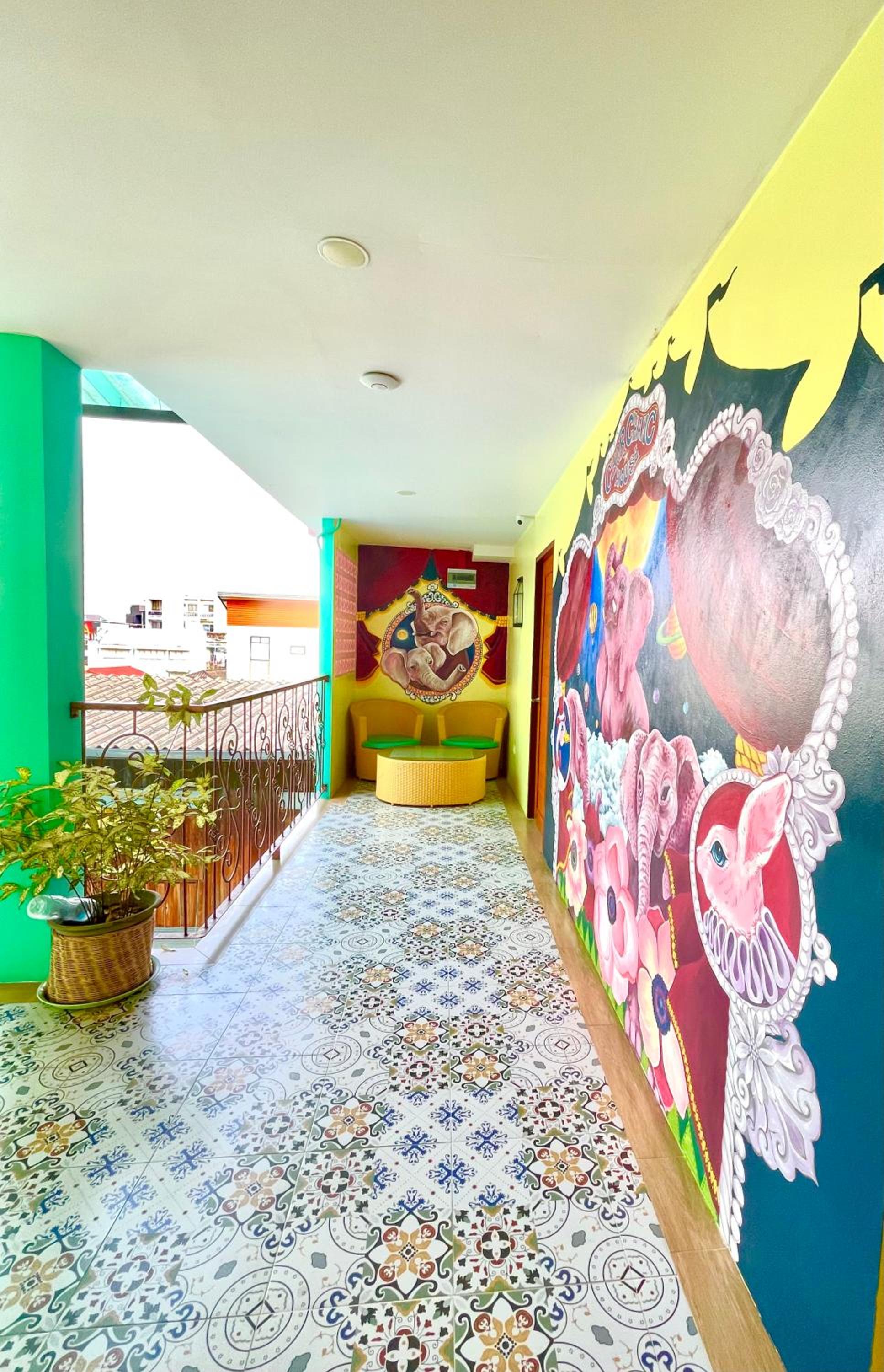 Chor Chang House