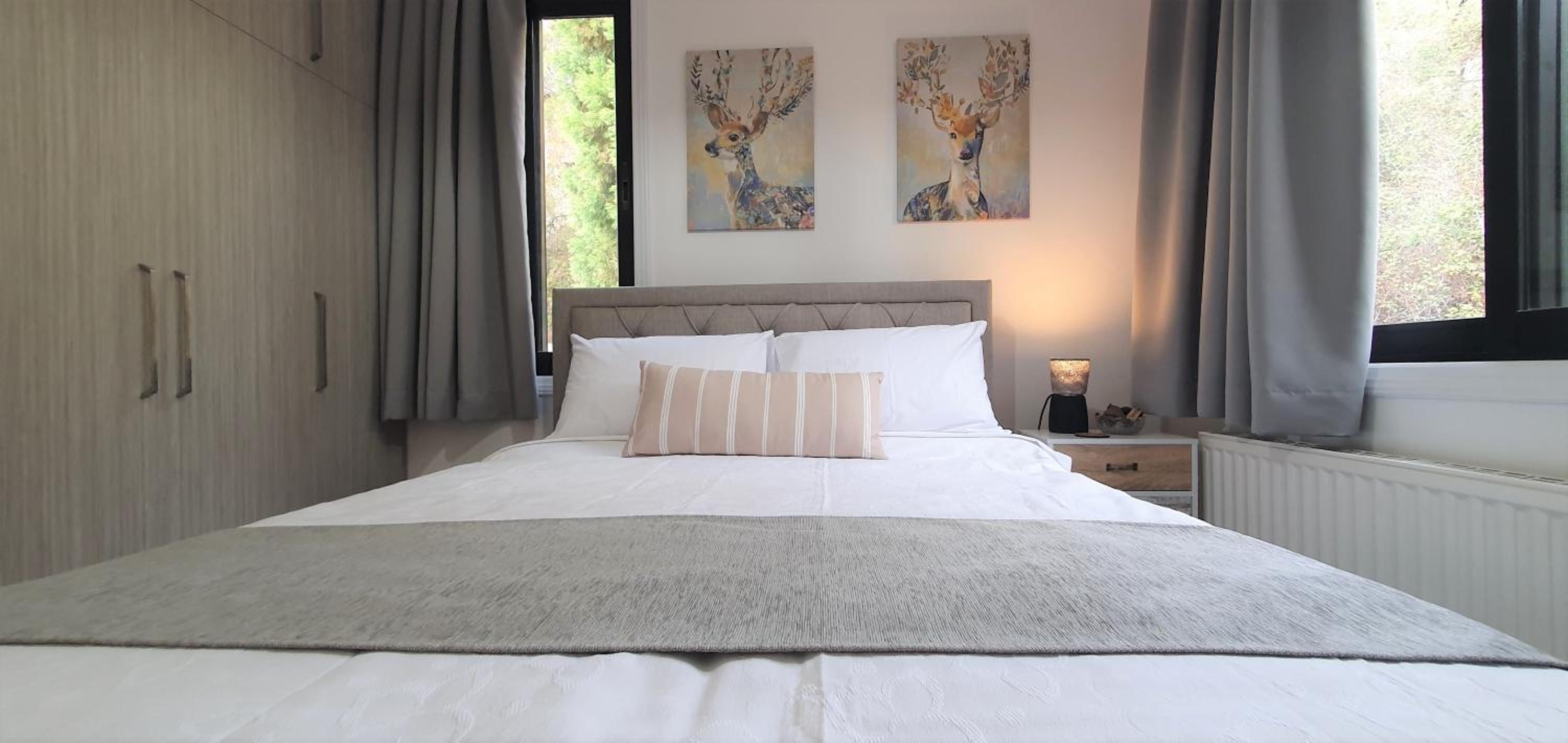 Phaedrus Living: Luxury Maisonette Platres