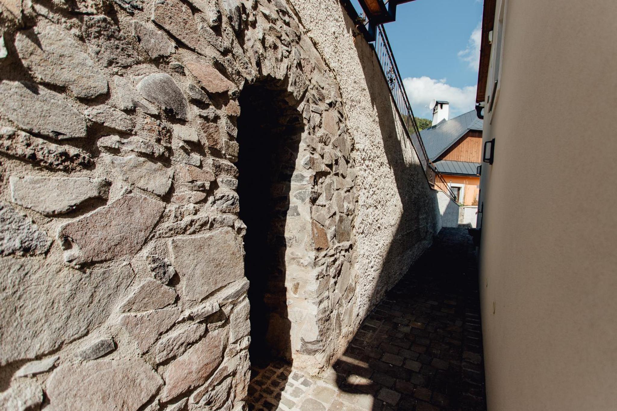Photo 48