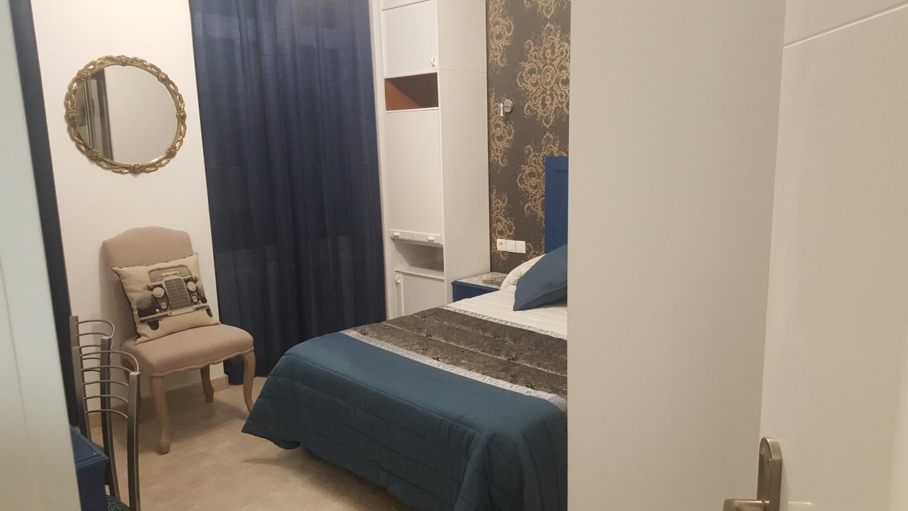 hotel room
