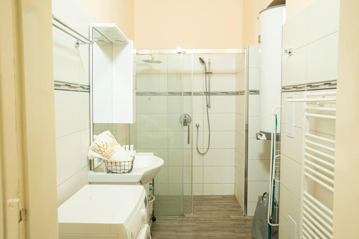 Helen Homestay Václavské náměstí