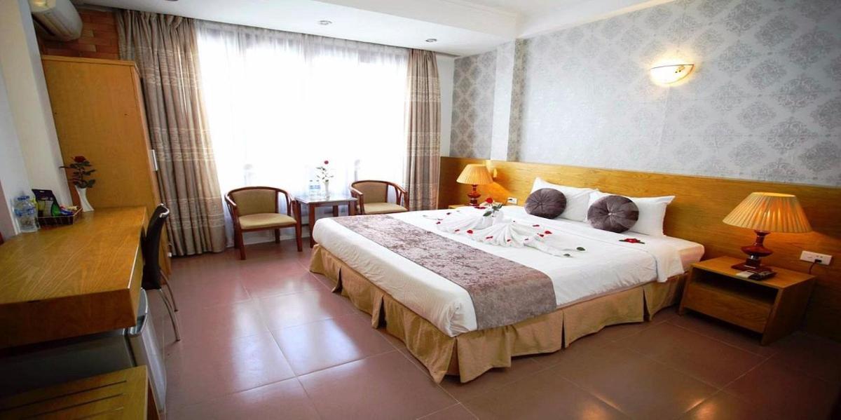 MayHouse Travel