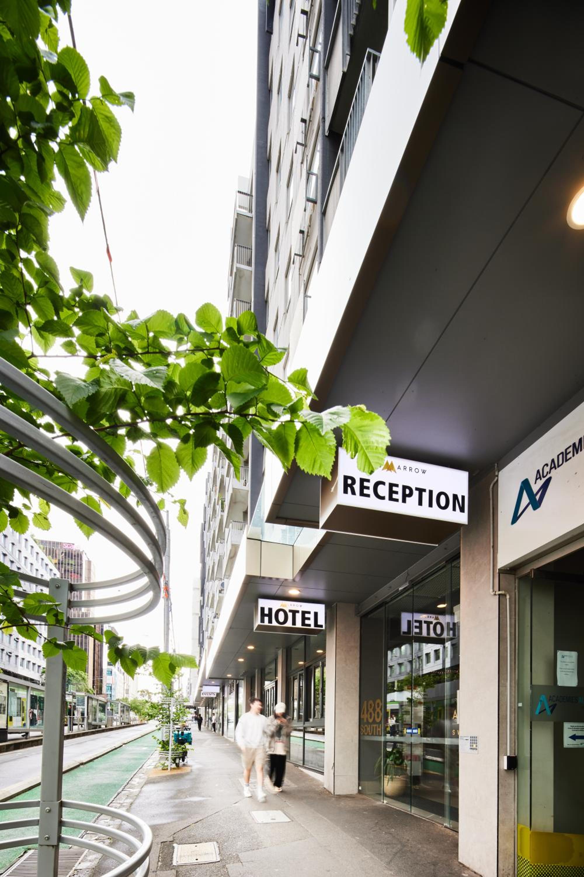Arrow on Swanston photo 44 of 47