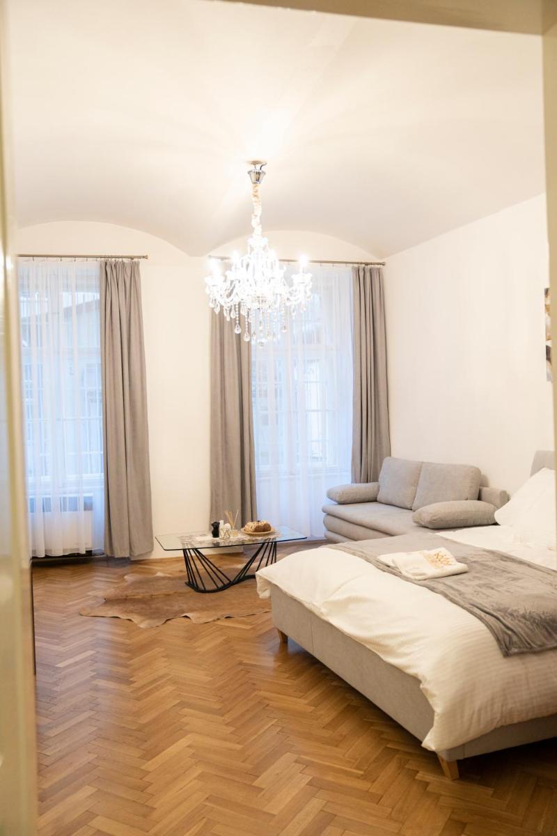 Helen Homestay Václavské náměstí