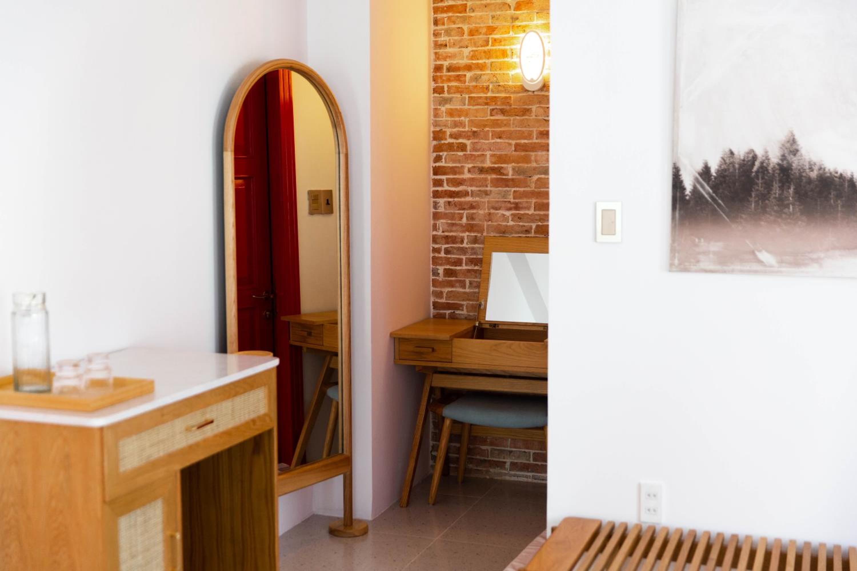 Leiden Homestay&Cafe'