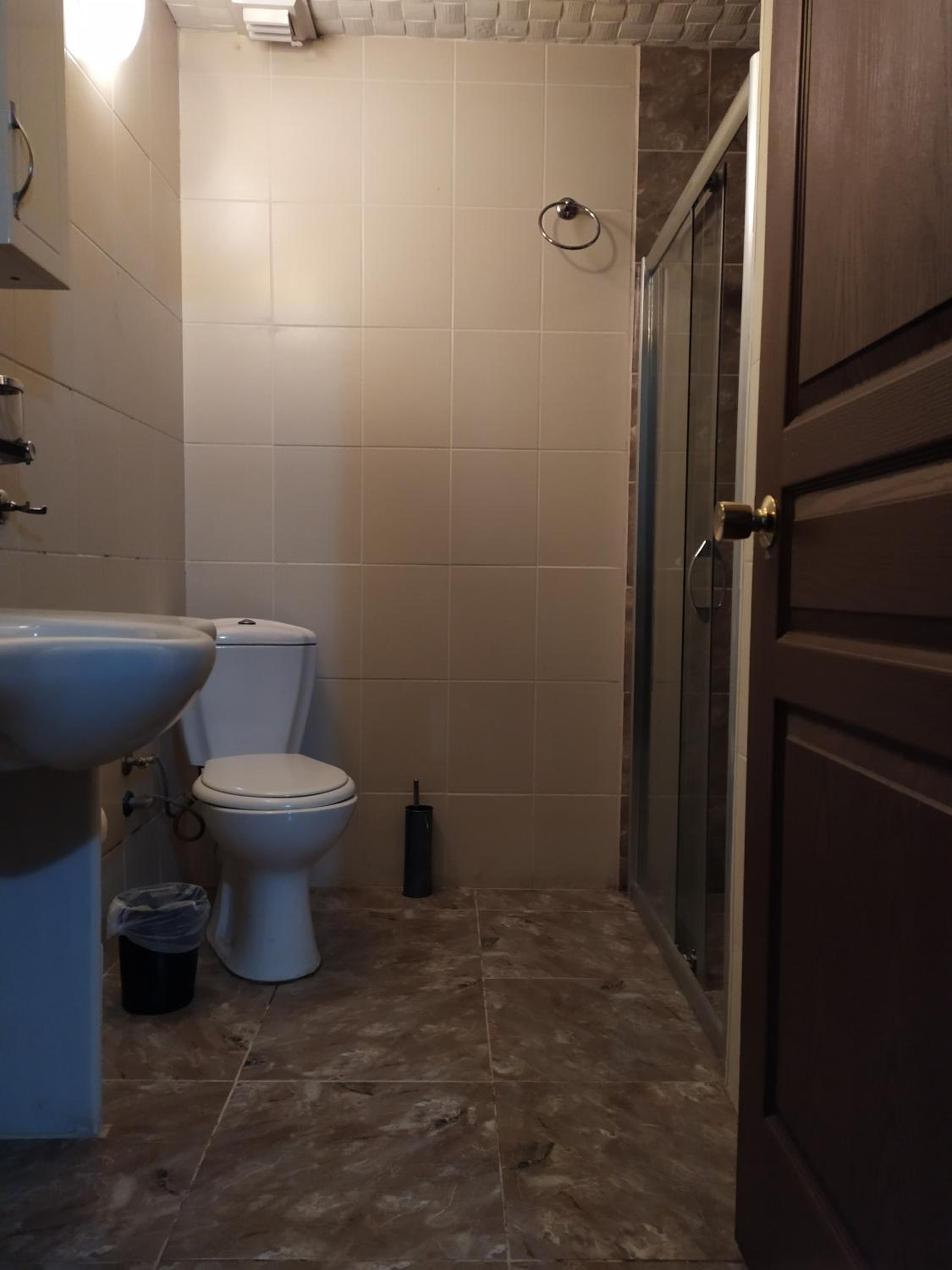 Istanbul Irish Otel - Image 9