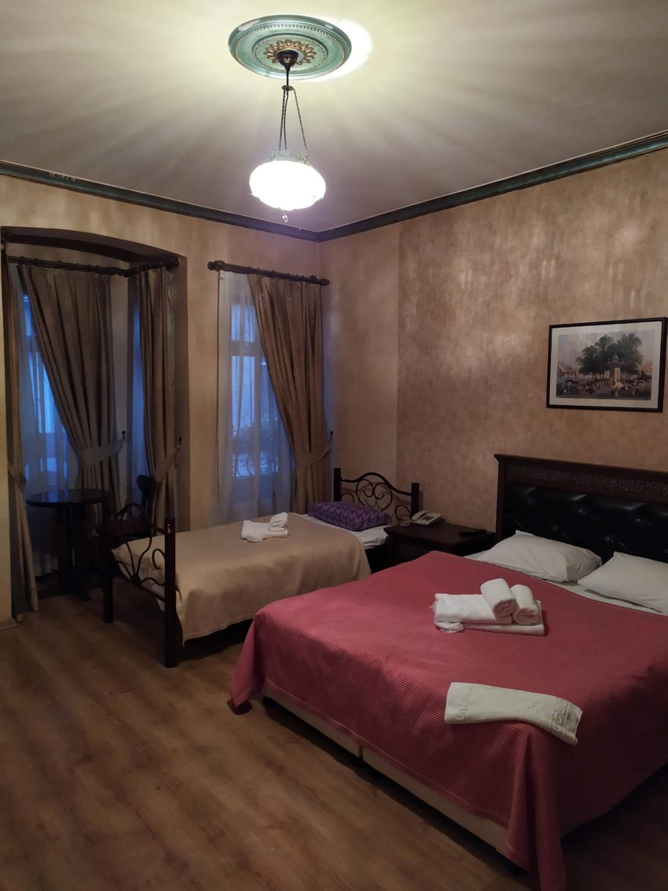 Istanbul Irish Otel - Image 22