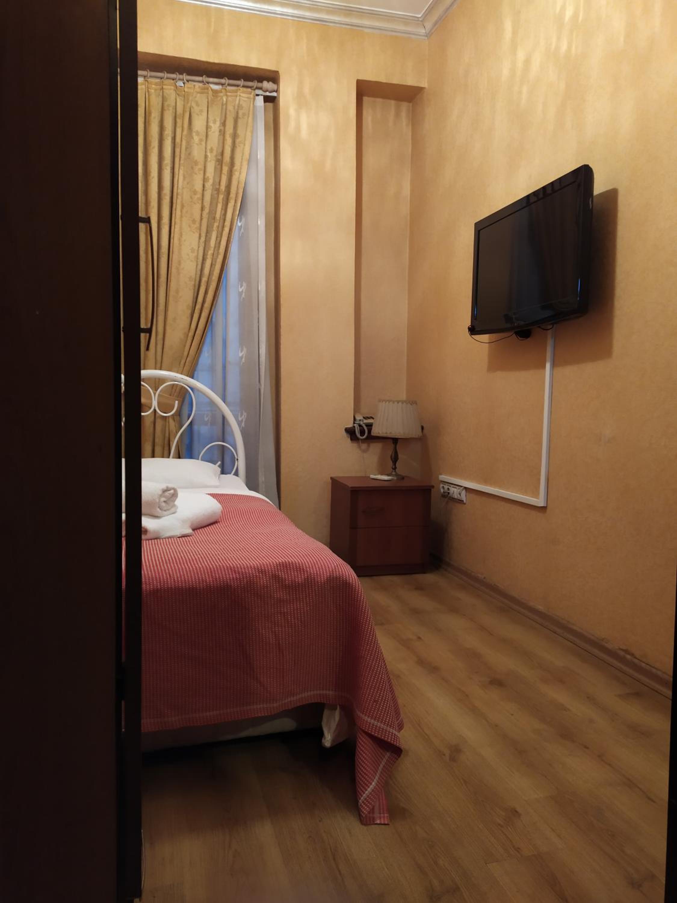 Istanbul Irish Otel - Image 24