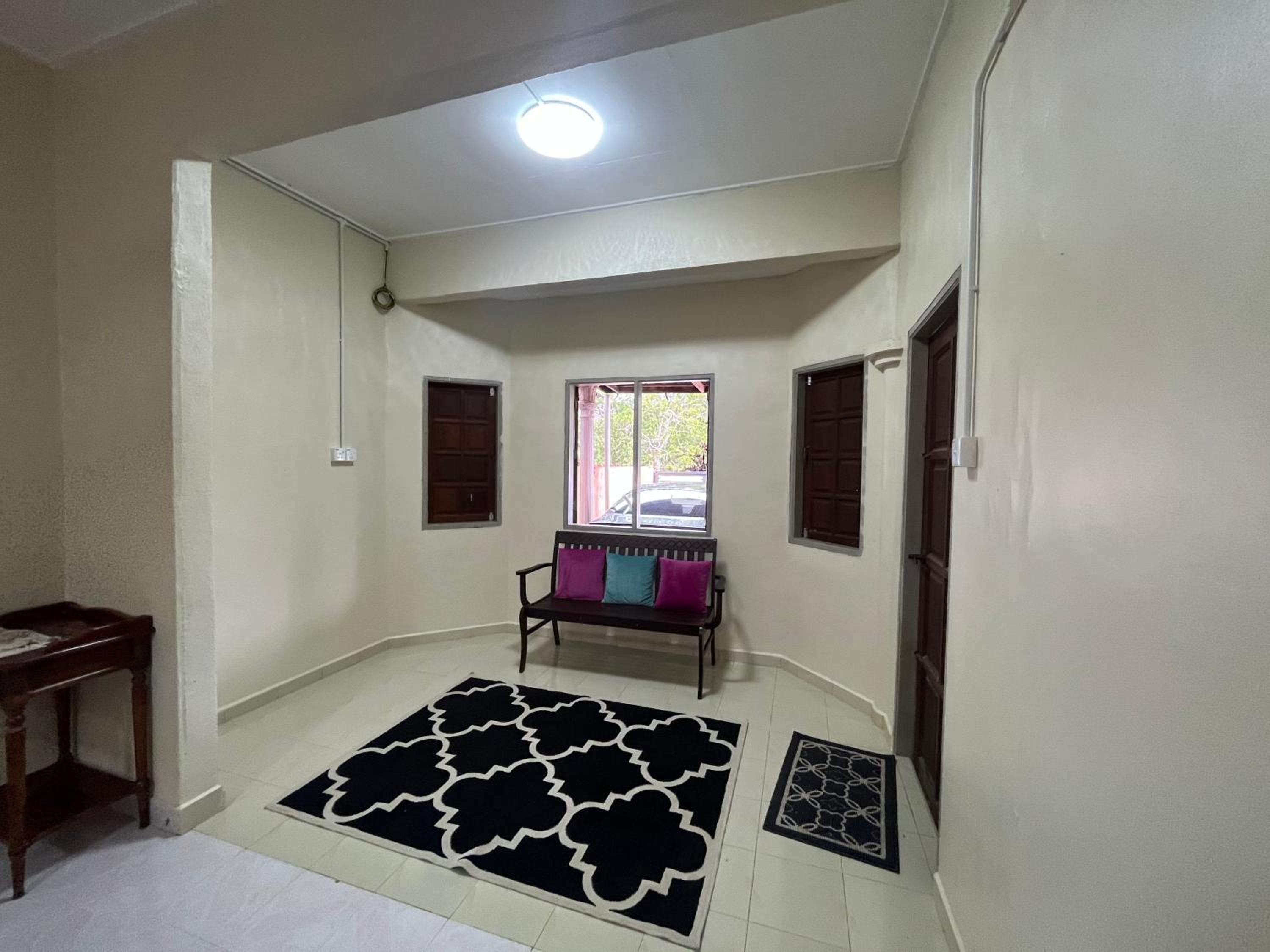 AHZA MY HOMESTAY KEMAMAN photo 4